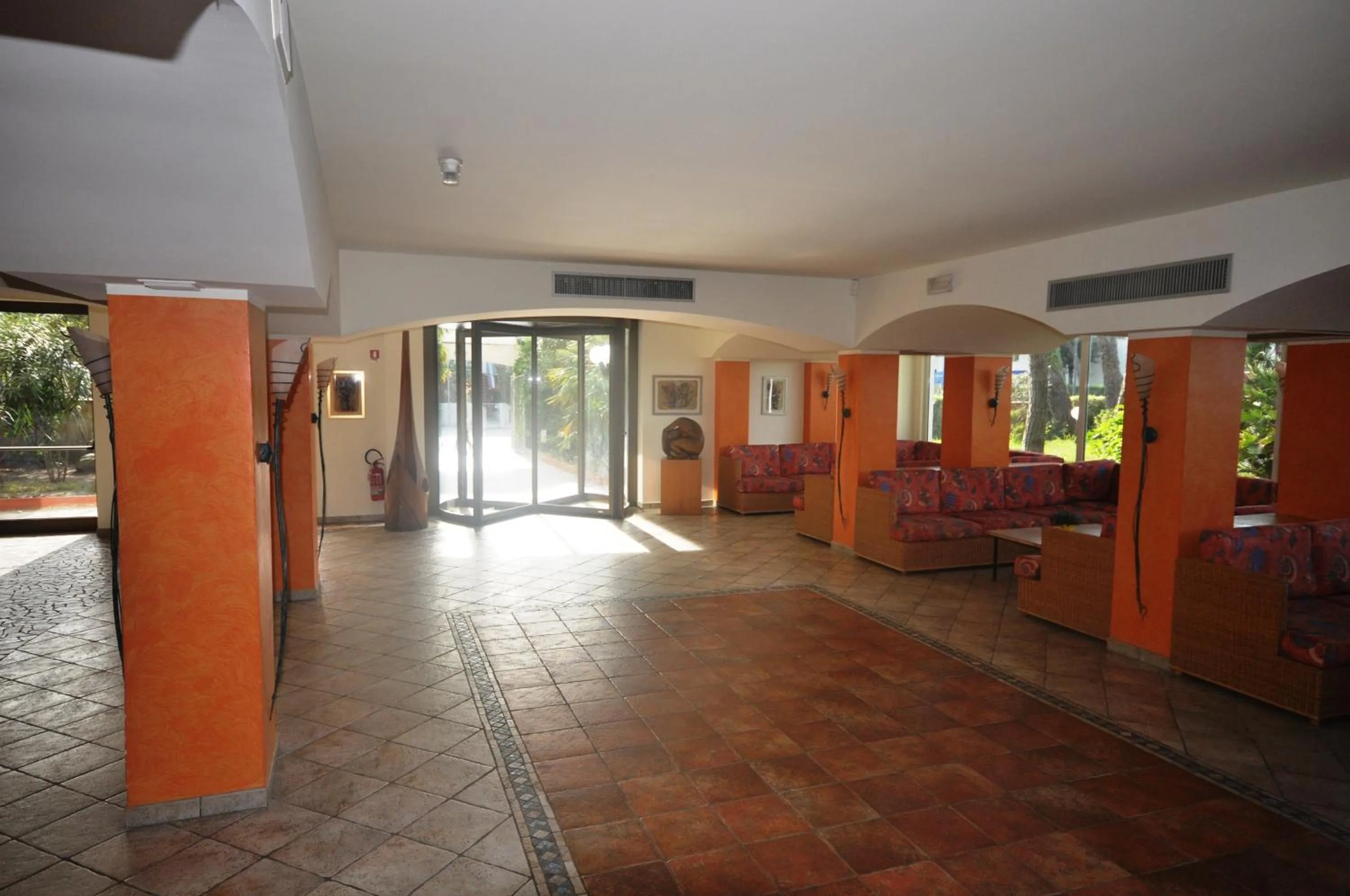 Communal lounge/ TV room in Grand Hotel Azzurra Club