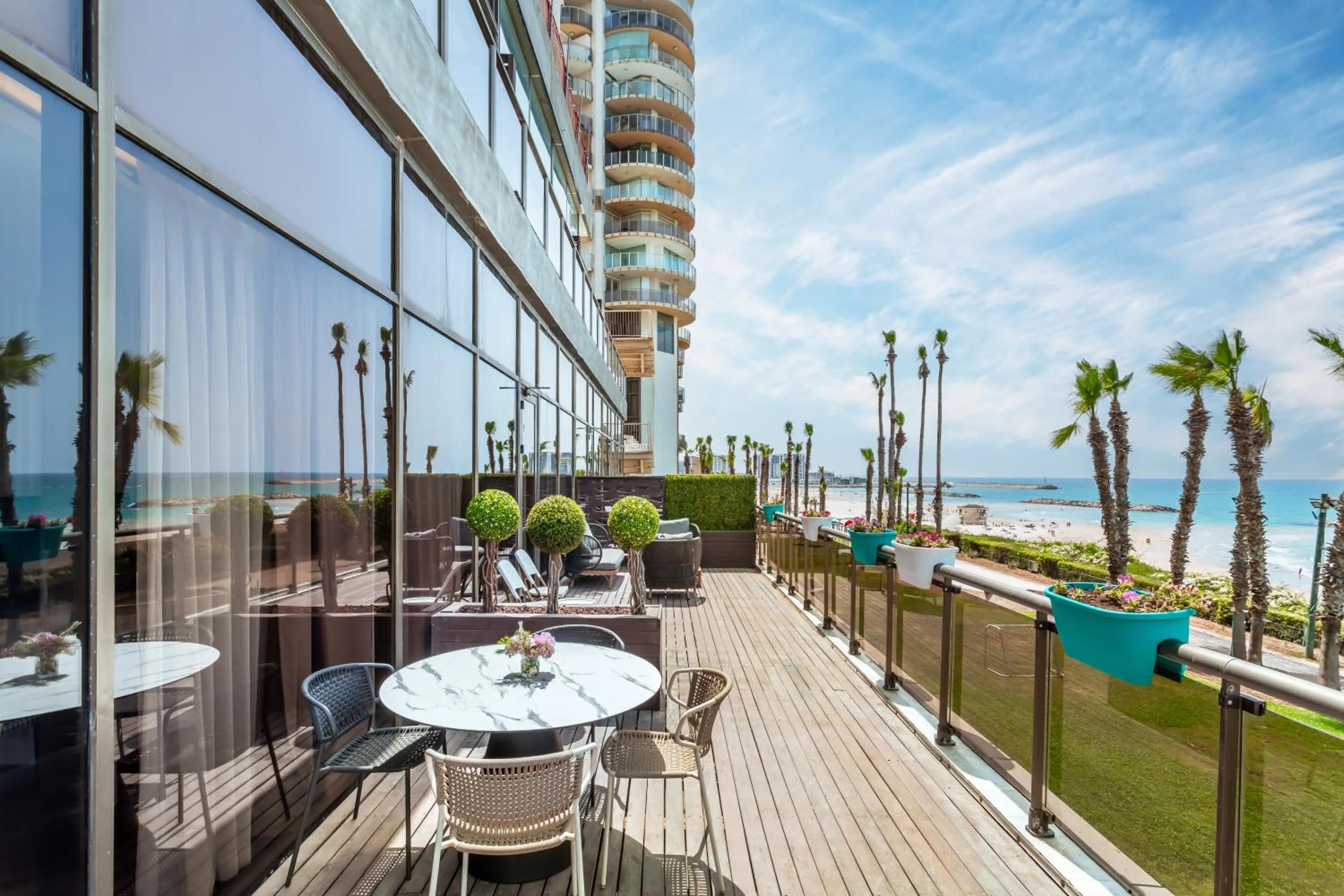 Patio in Daniel Herzliya Hotel