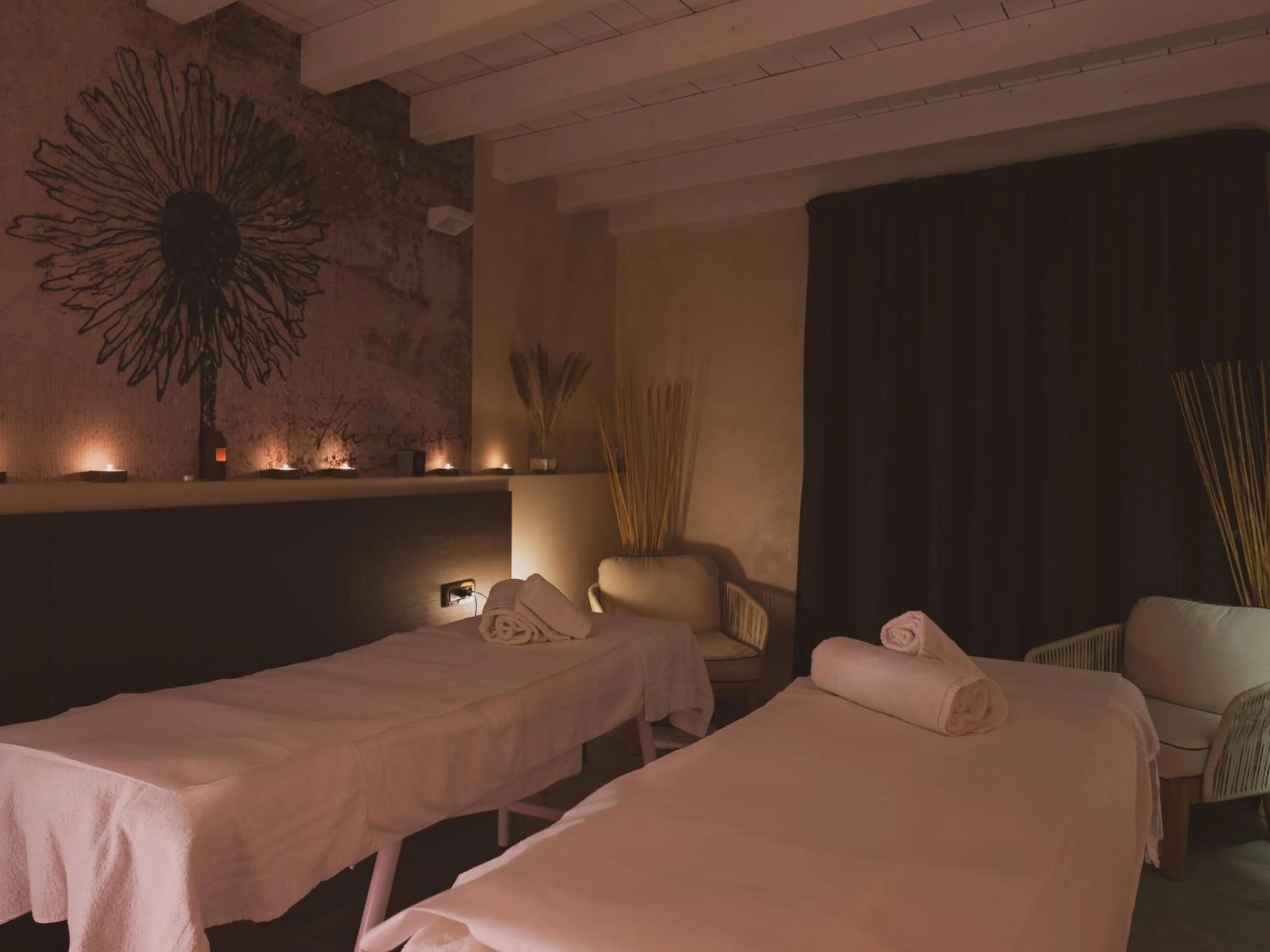 Bed in Tramas Hotel & Spa