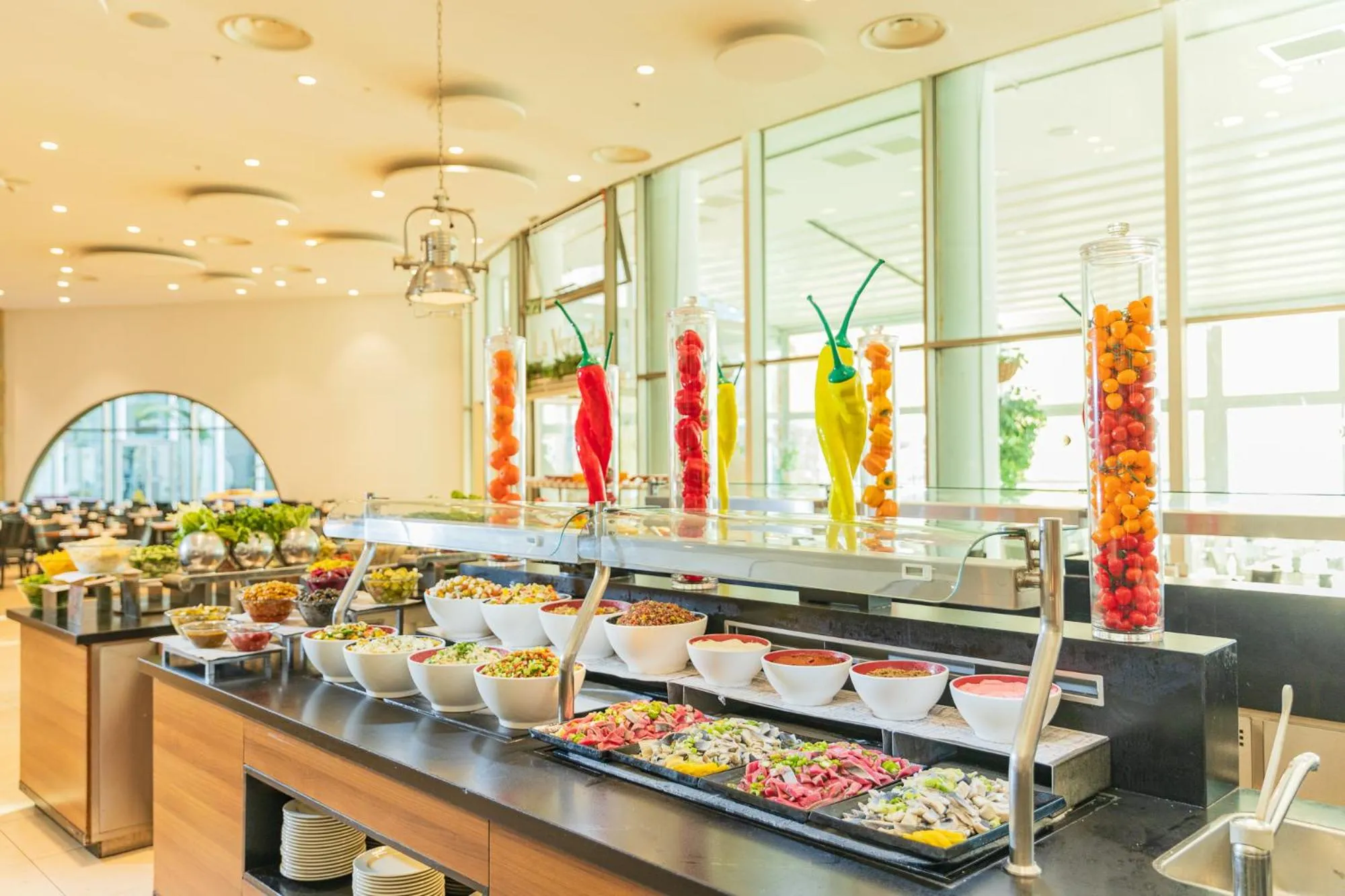 Food and drinks in Enjoy Dead Sea Hotel