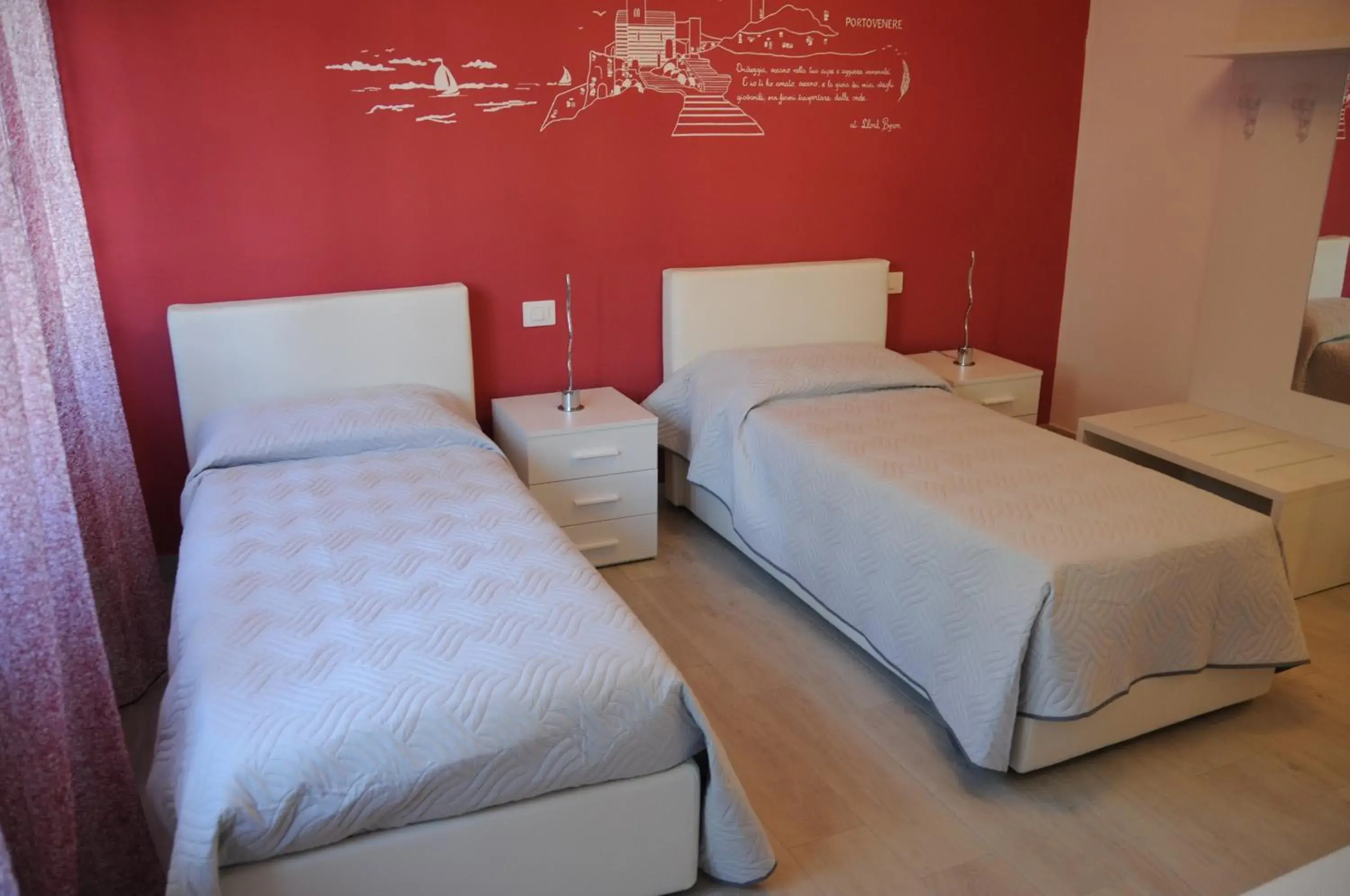 Double or Twin Room in Affittacamere La Perla Double or Twin Room in Affittacamere La Perla