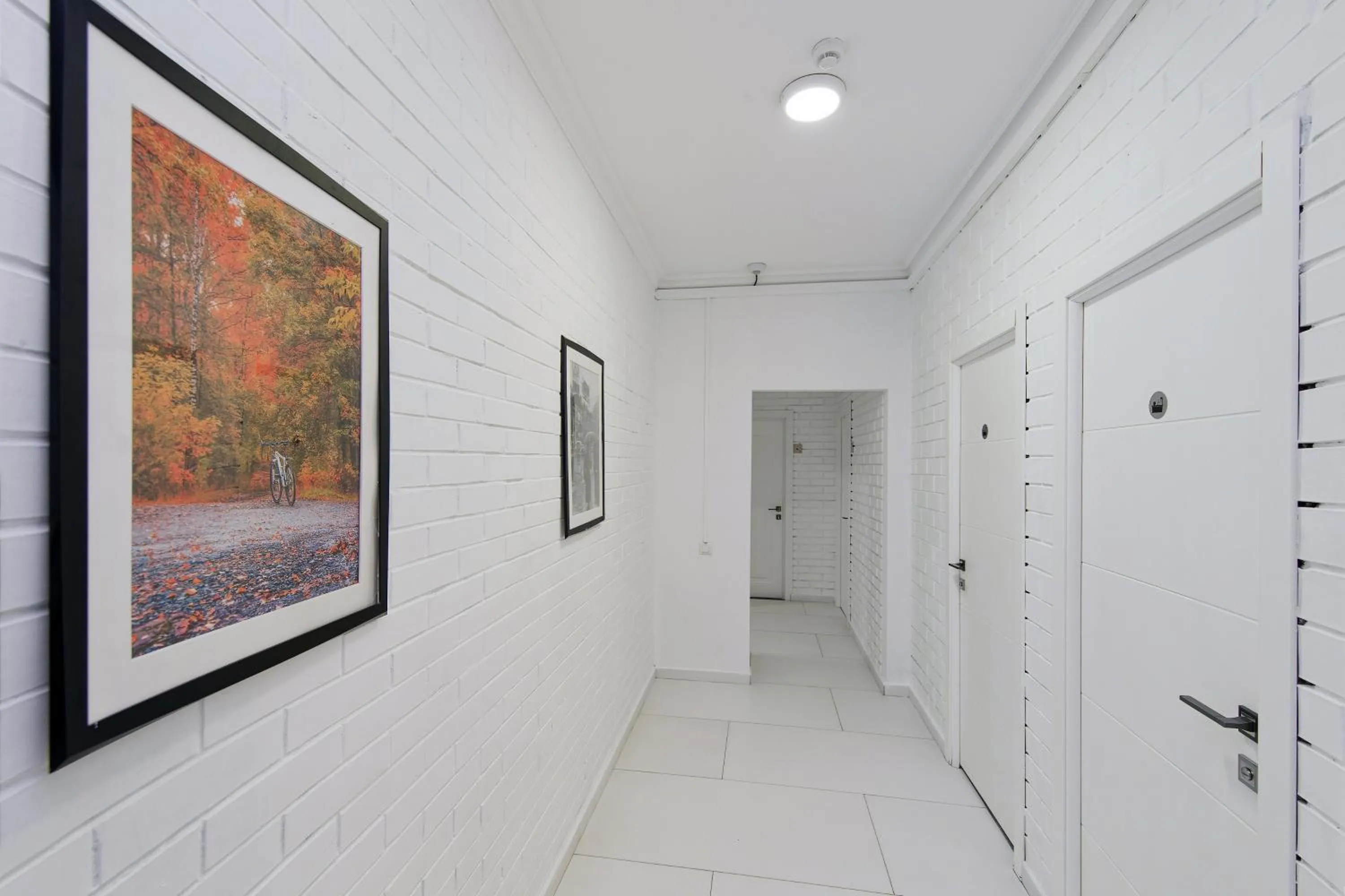 Shower in HANNAH INN - ex HELLO INN