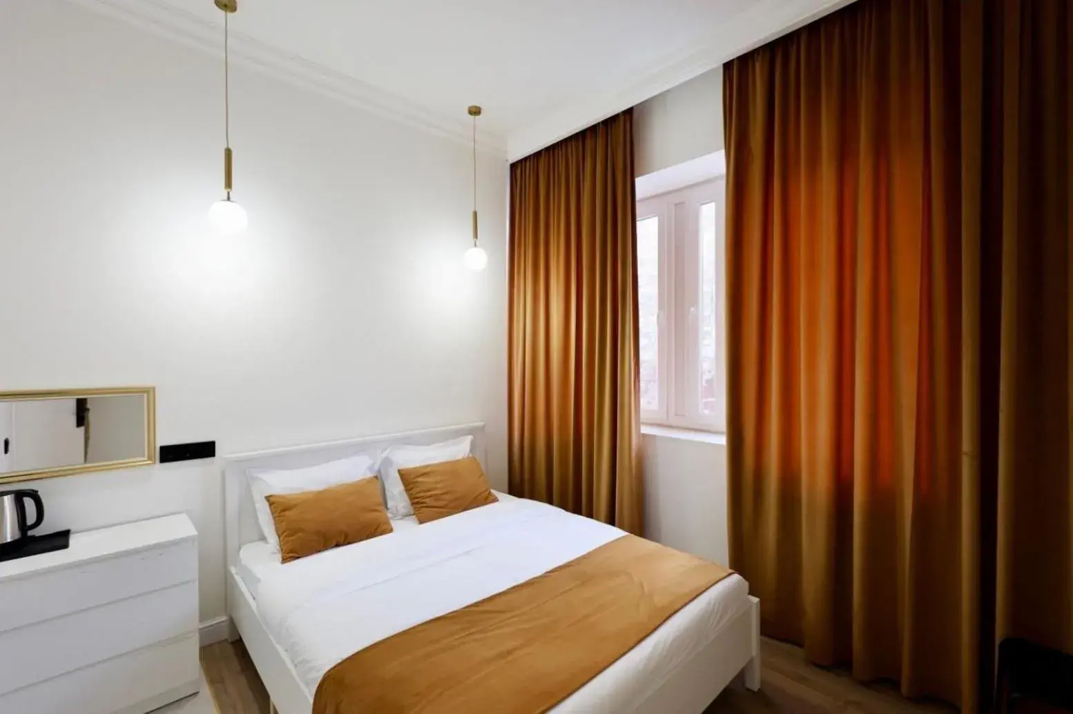 Double Room with Private Bathroom in HANNAH INN - ex HELLO INN Double Room with Private Bathroom in HANNAH INN - ex HELLO INN