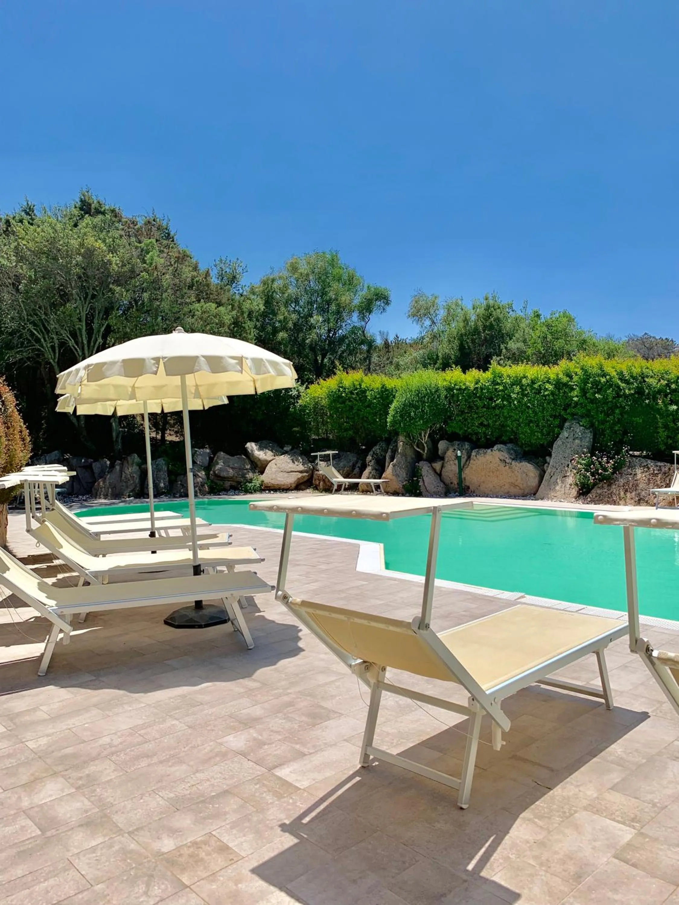 Pool view in Green Park Hotel