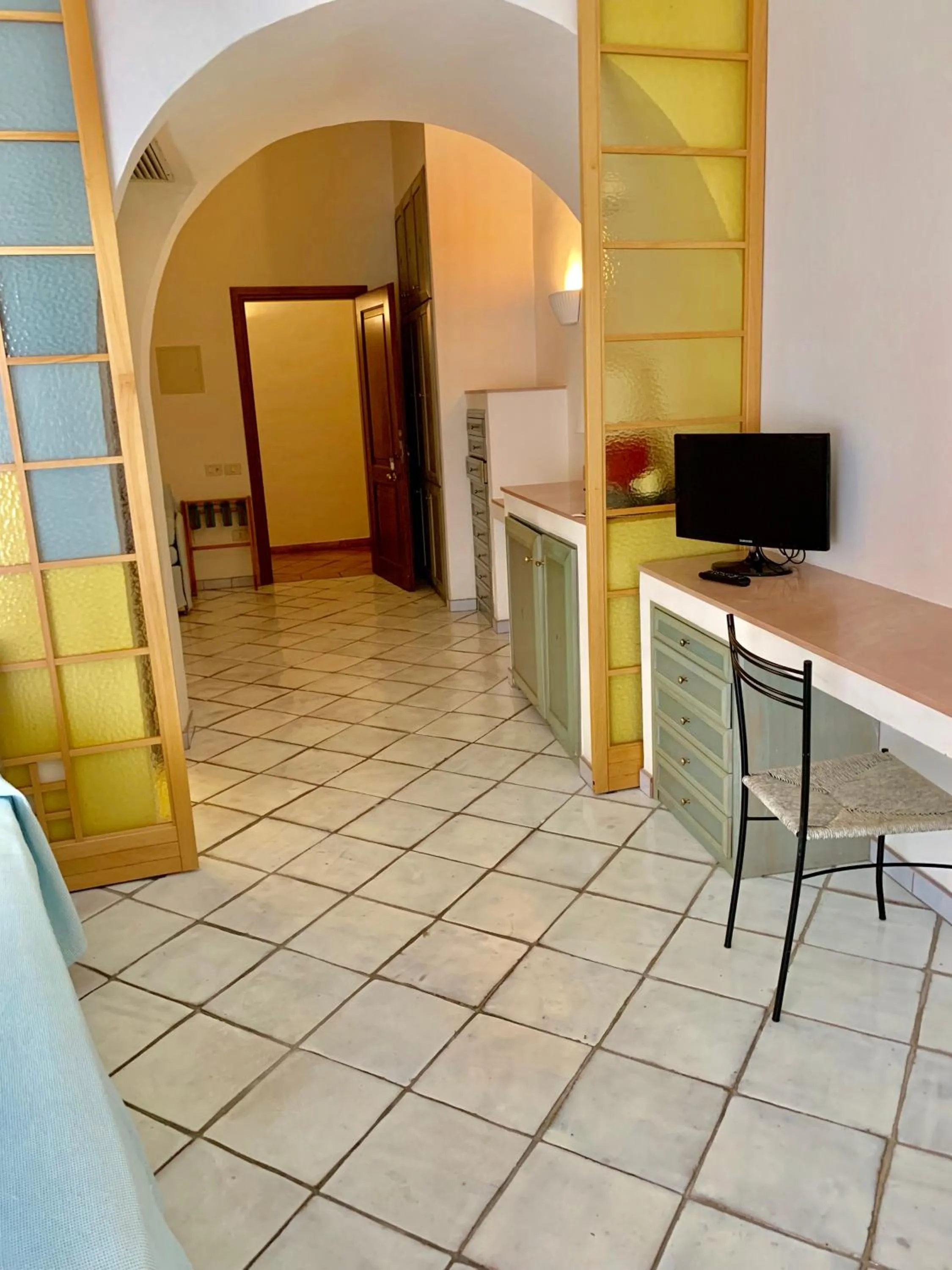 Photo of the whole room in Green Park Hotel