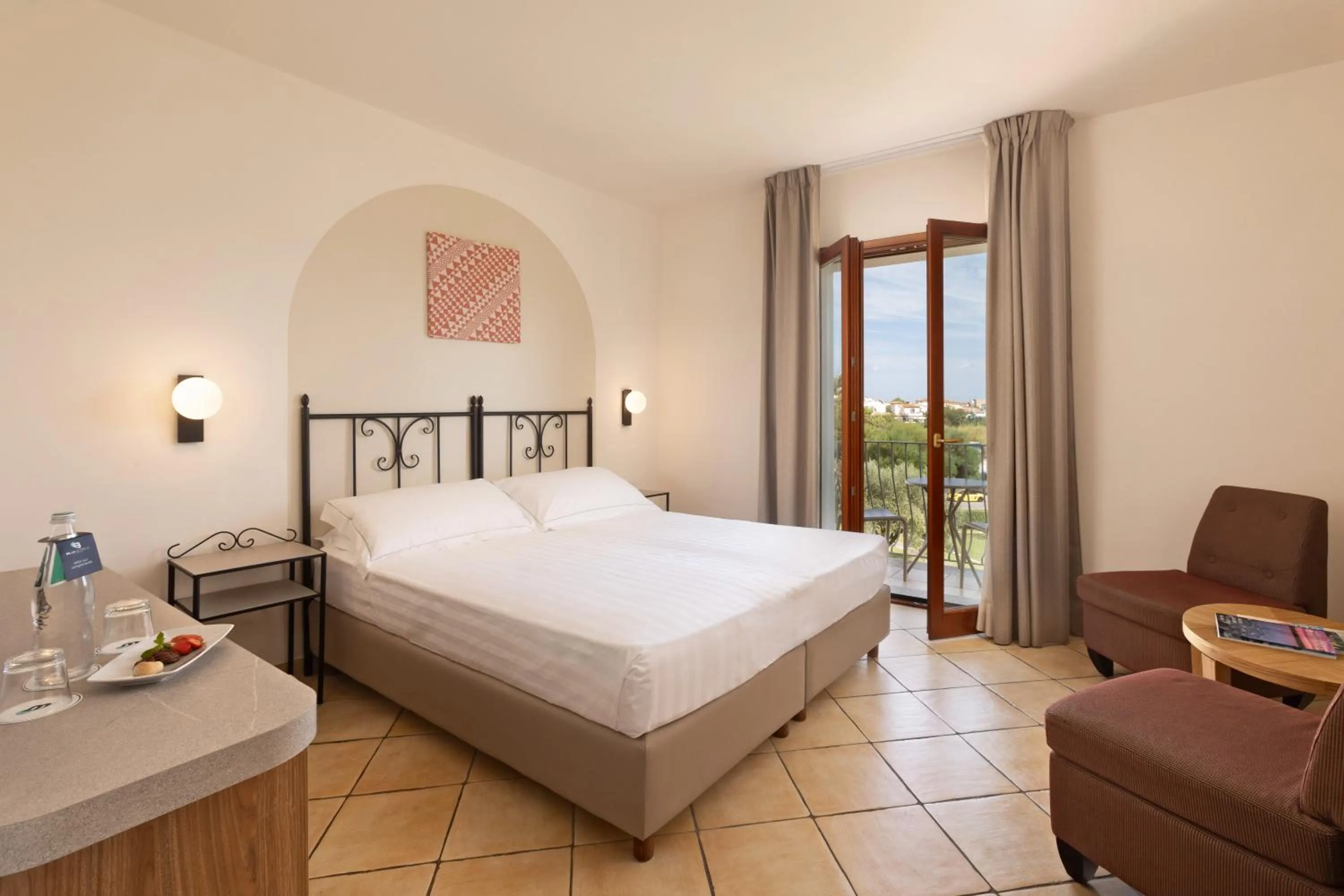 Bedroom, Bed in Blu Hotel Morisco