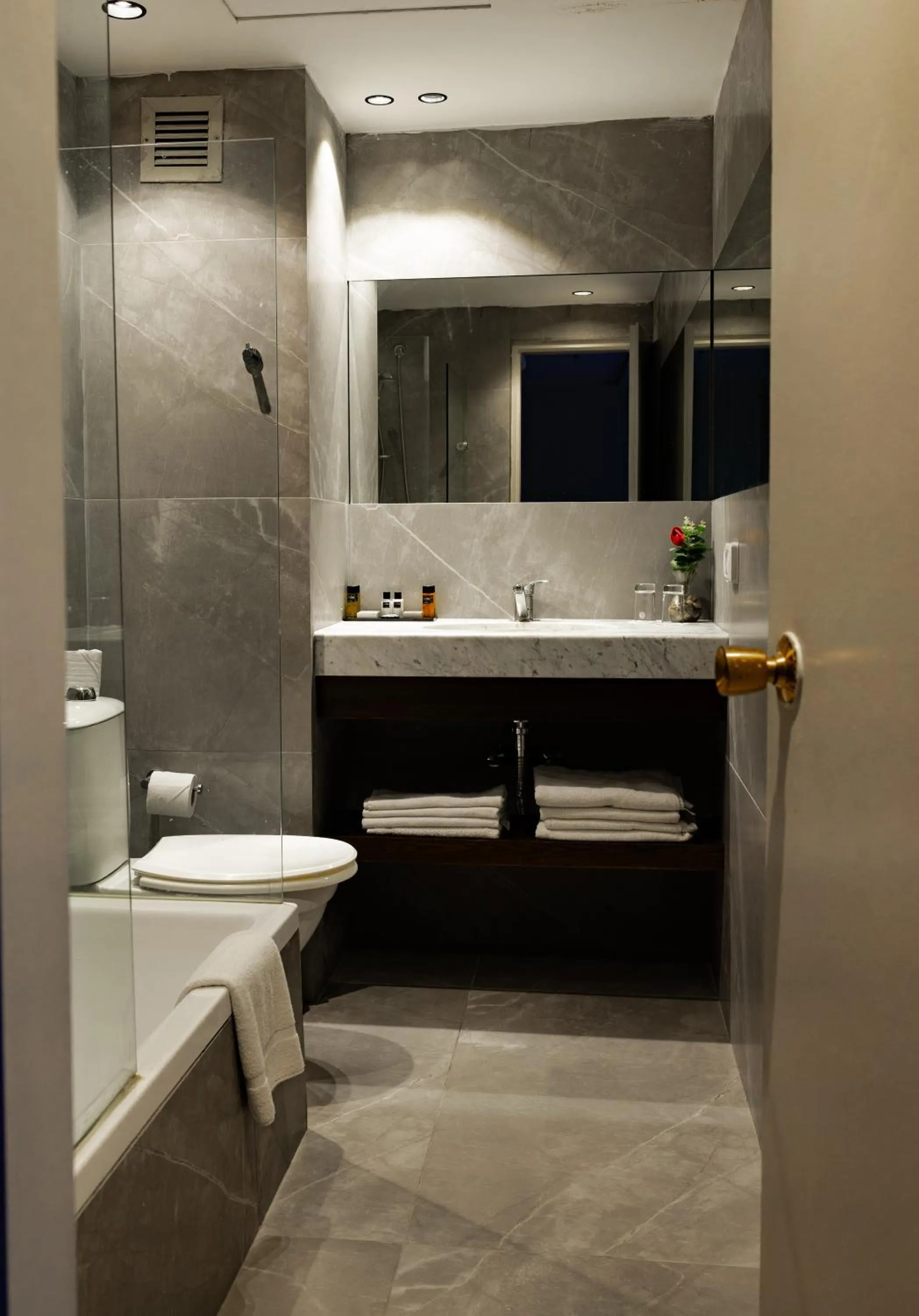 Bathroom in Lev Yerushalayim Hotel