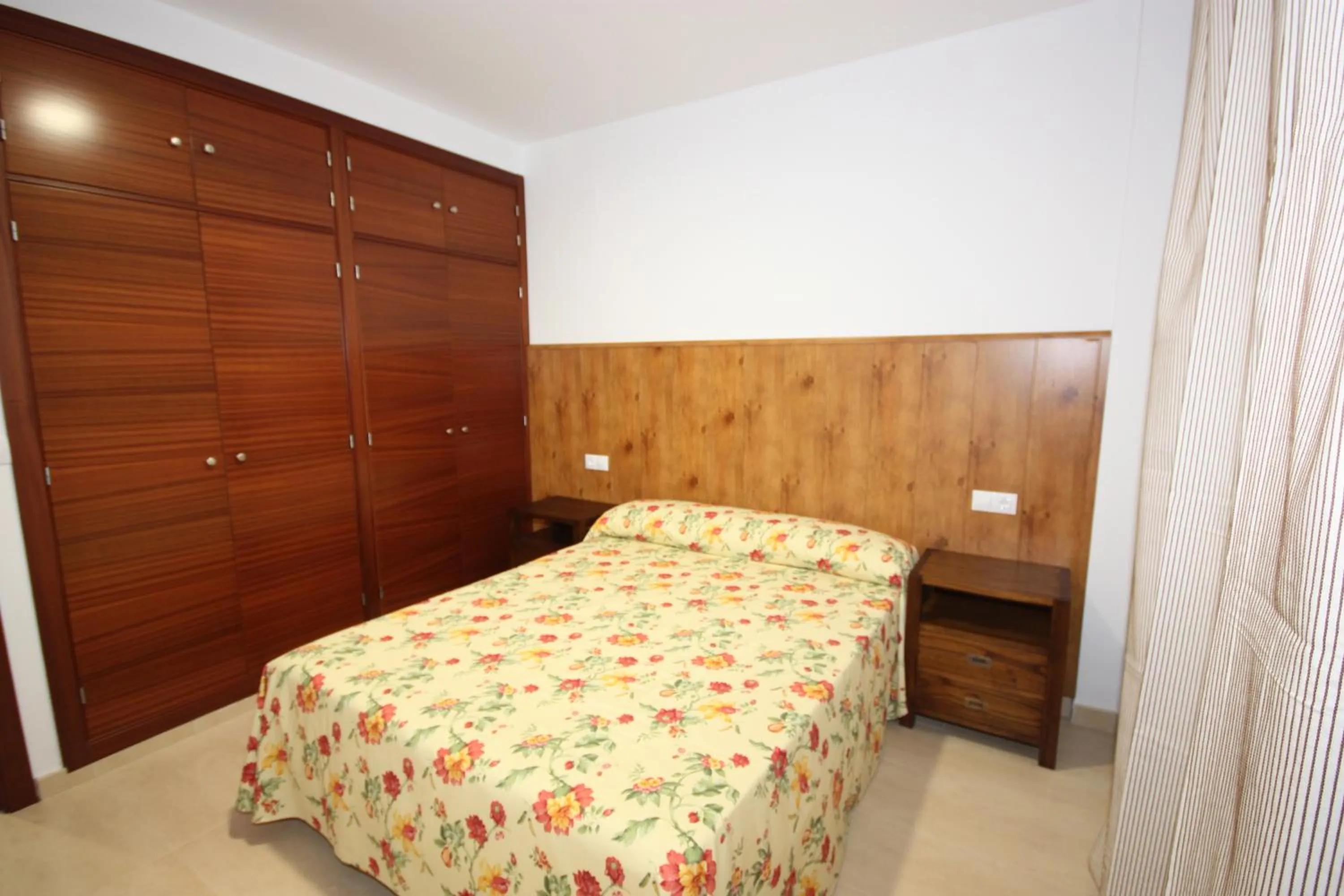 Bedroom, Bed in Apartamentos Rurales Campillo