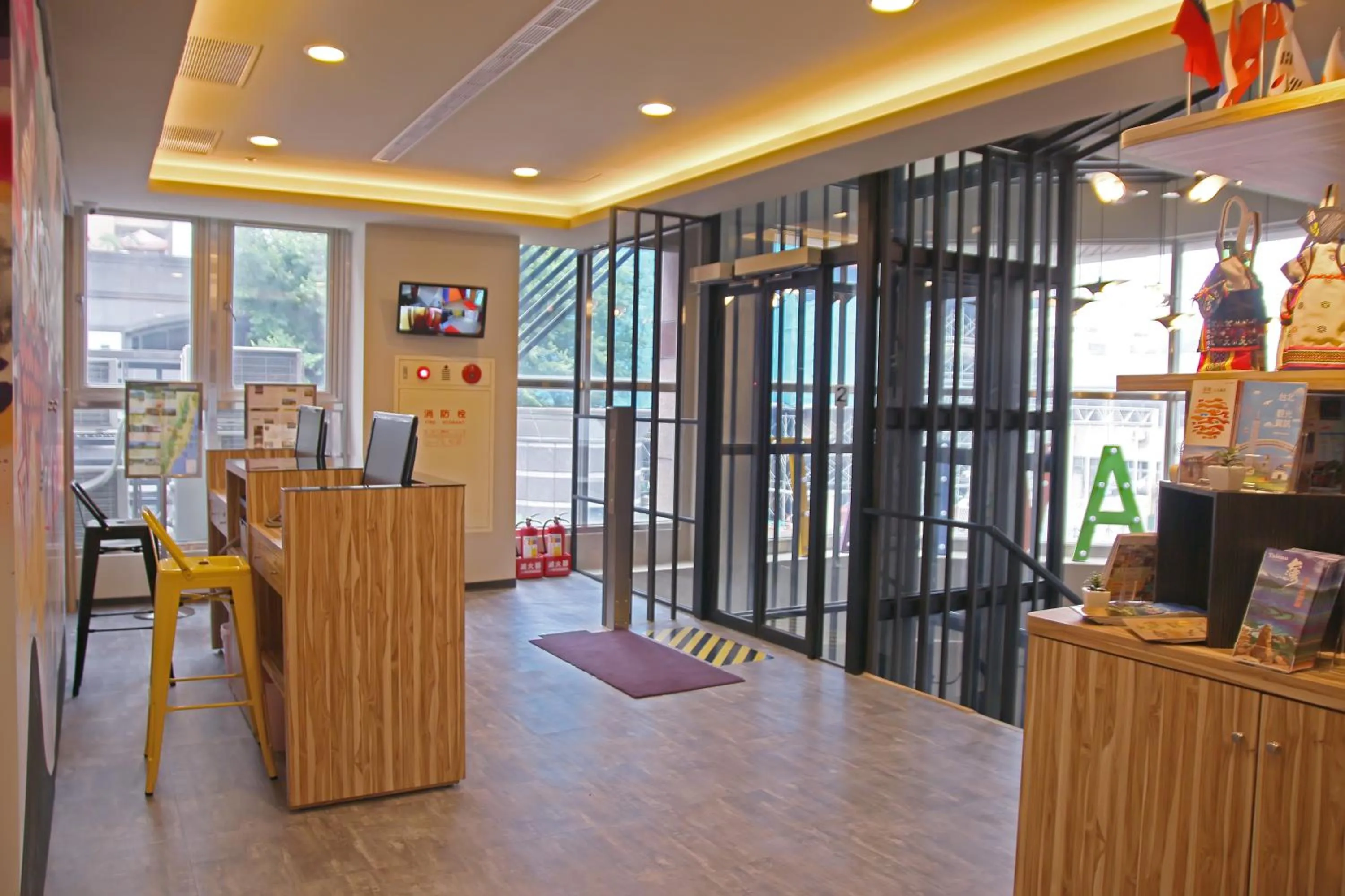 Lobby or reception in Backpackers Hostel - Taipei Changchun