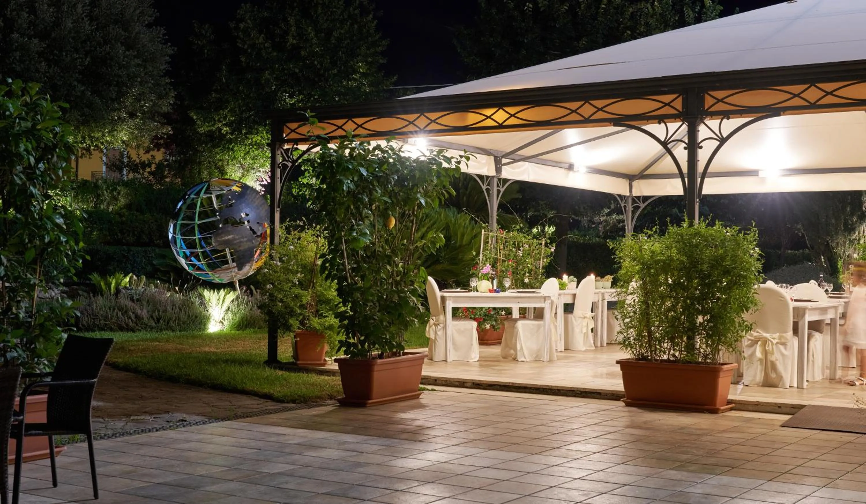 Night in Hotel Ristorante La Piana