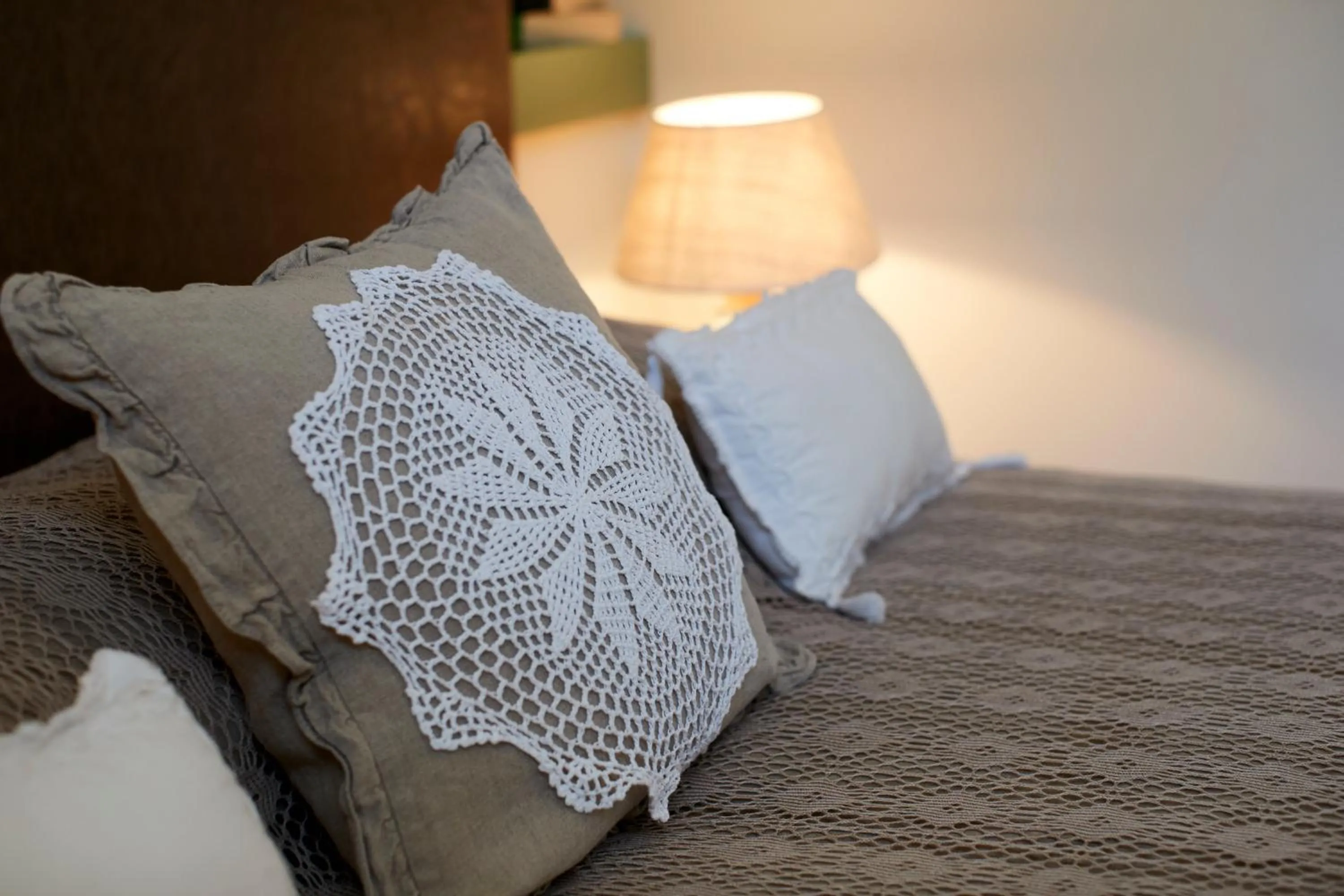 Decorative detail, Bed in Echi di Puglia