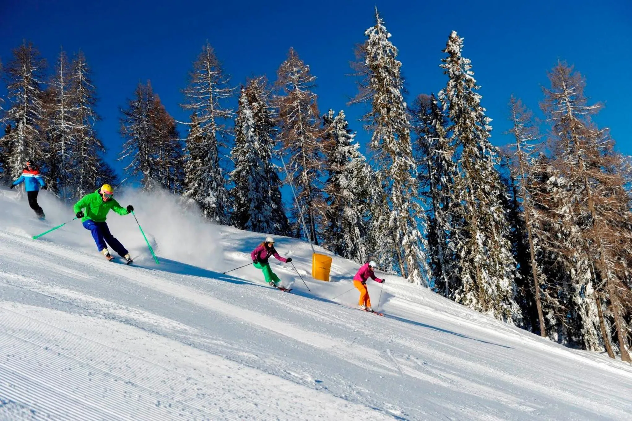 Skiing in Mounthotel Niggl