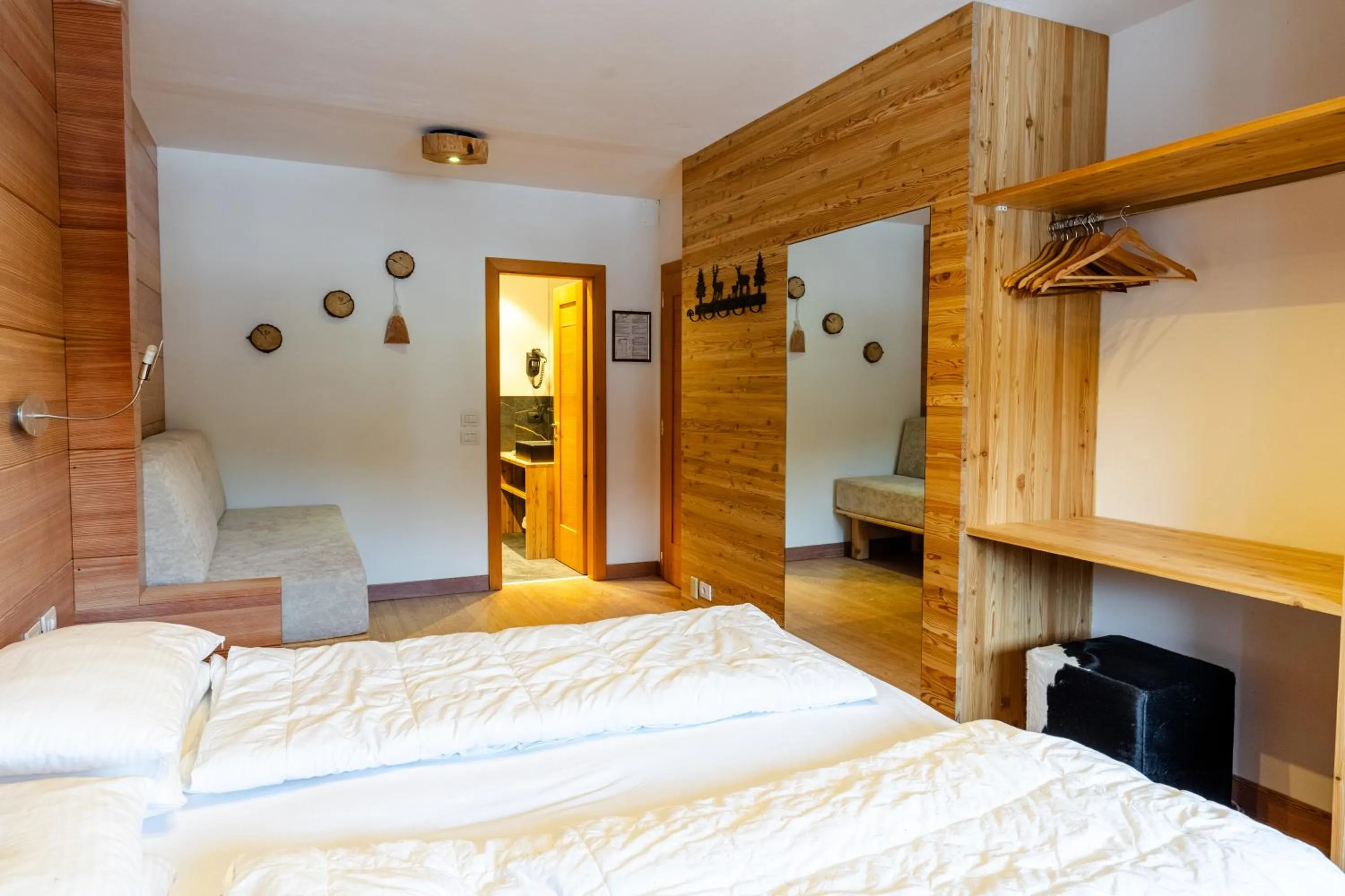 Bedroom, Bed in Hotel Dahu