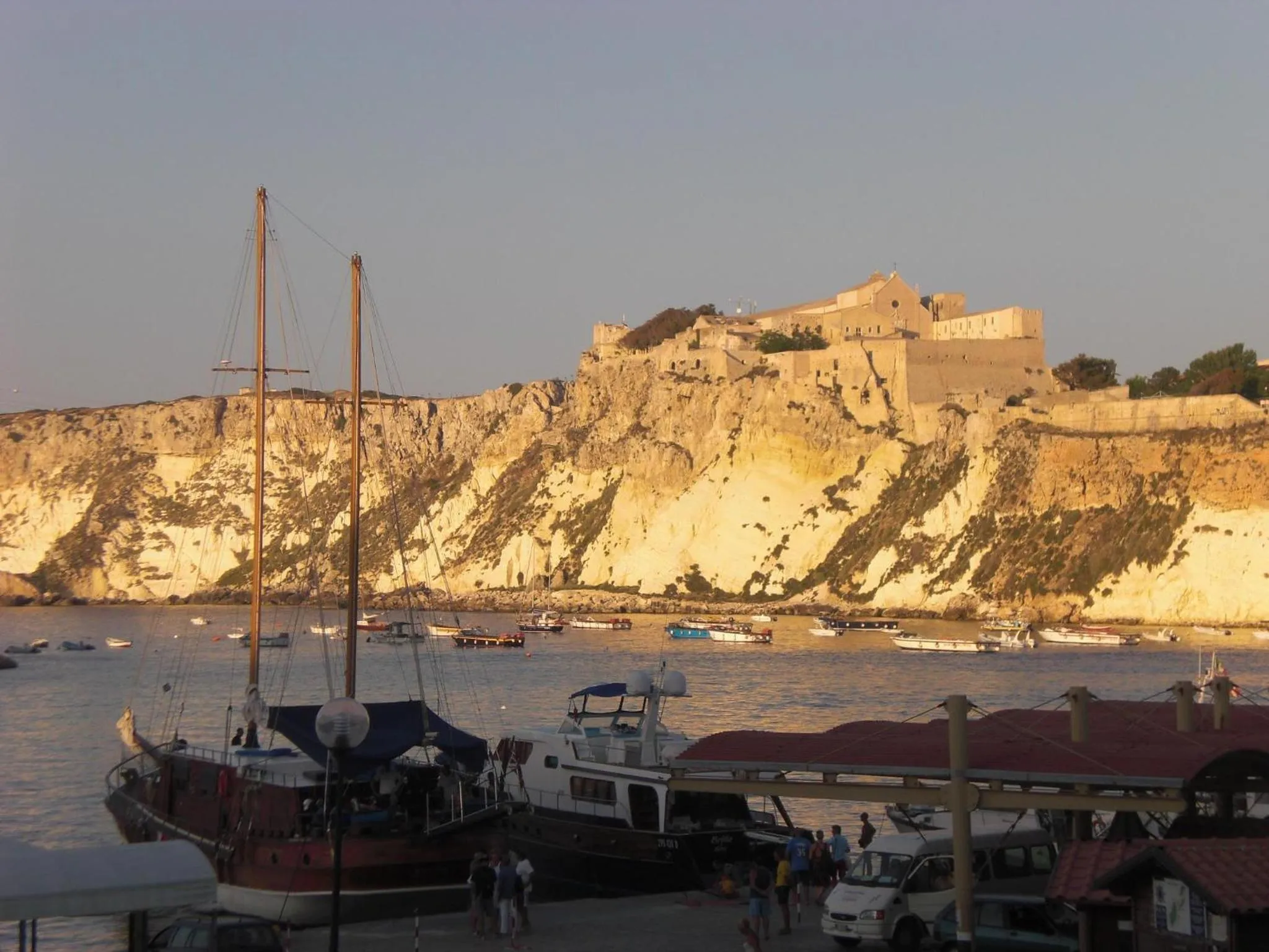 Area and facilities in Hotel Eden