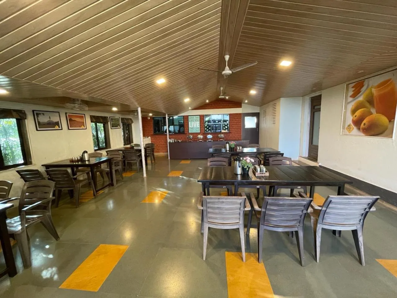 Restaurant/places to eat in The Mango Inn