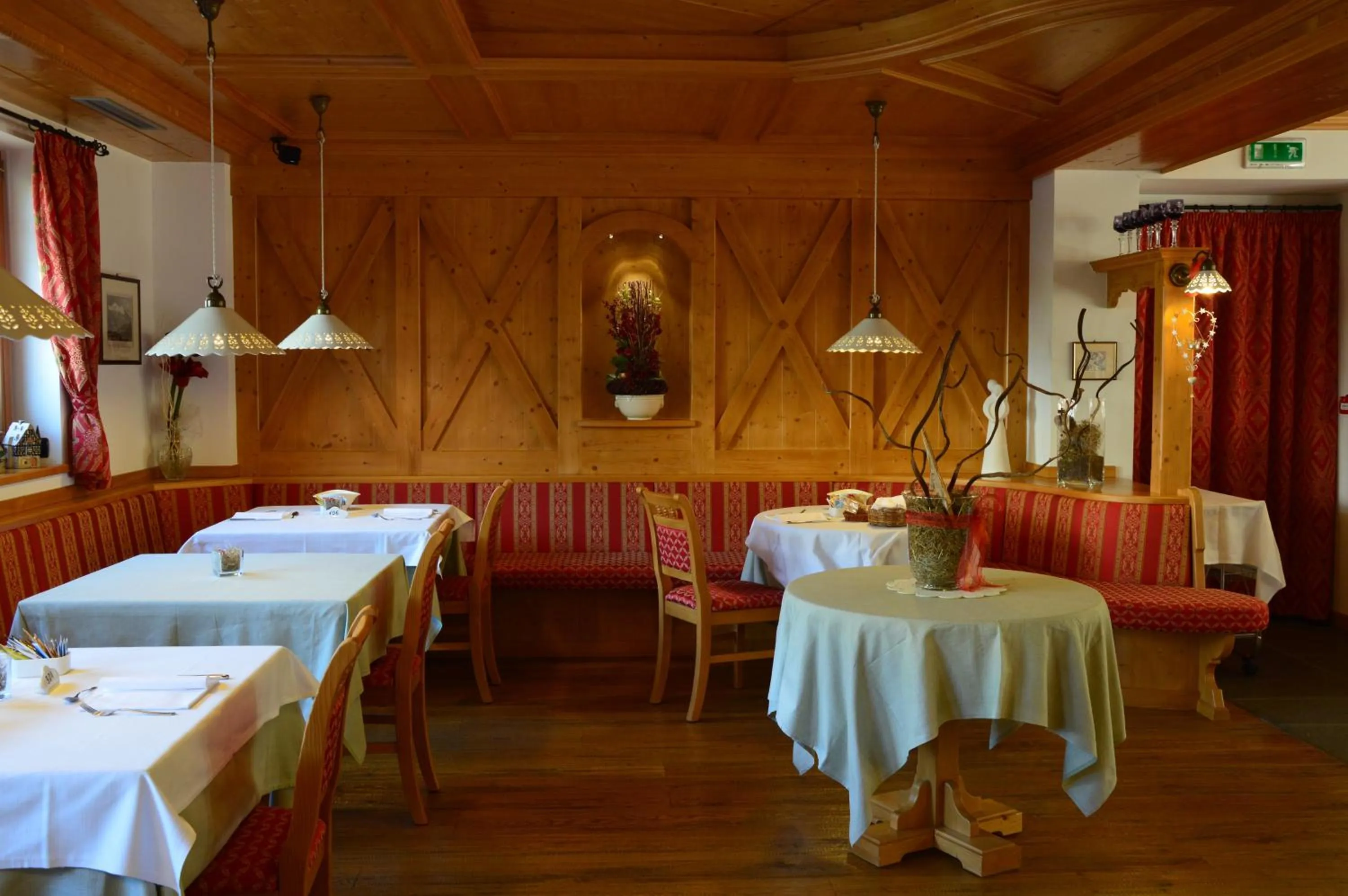 Lounge or bar in Hotel Garnì Carpe Diem