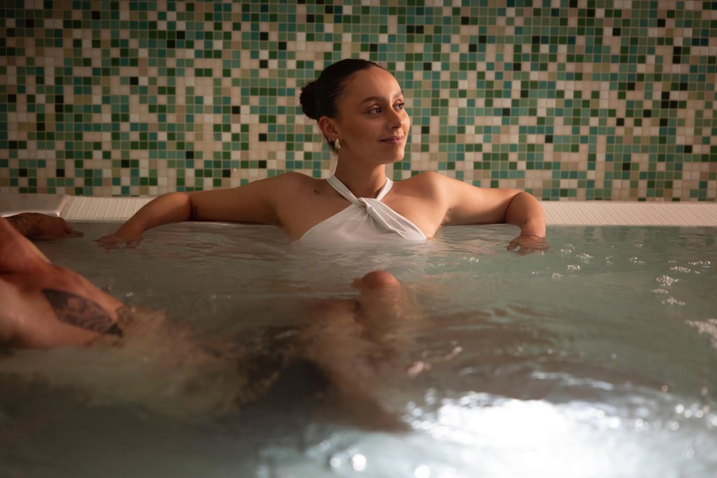 Hot Tub in SeeLE Garda Hotel