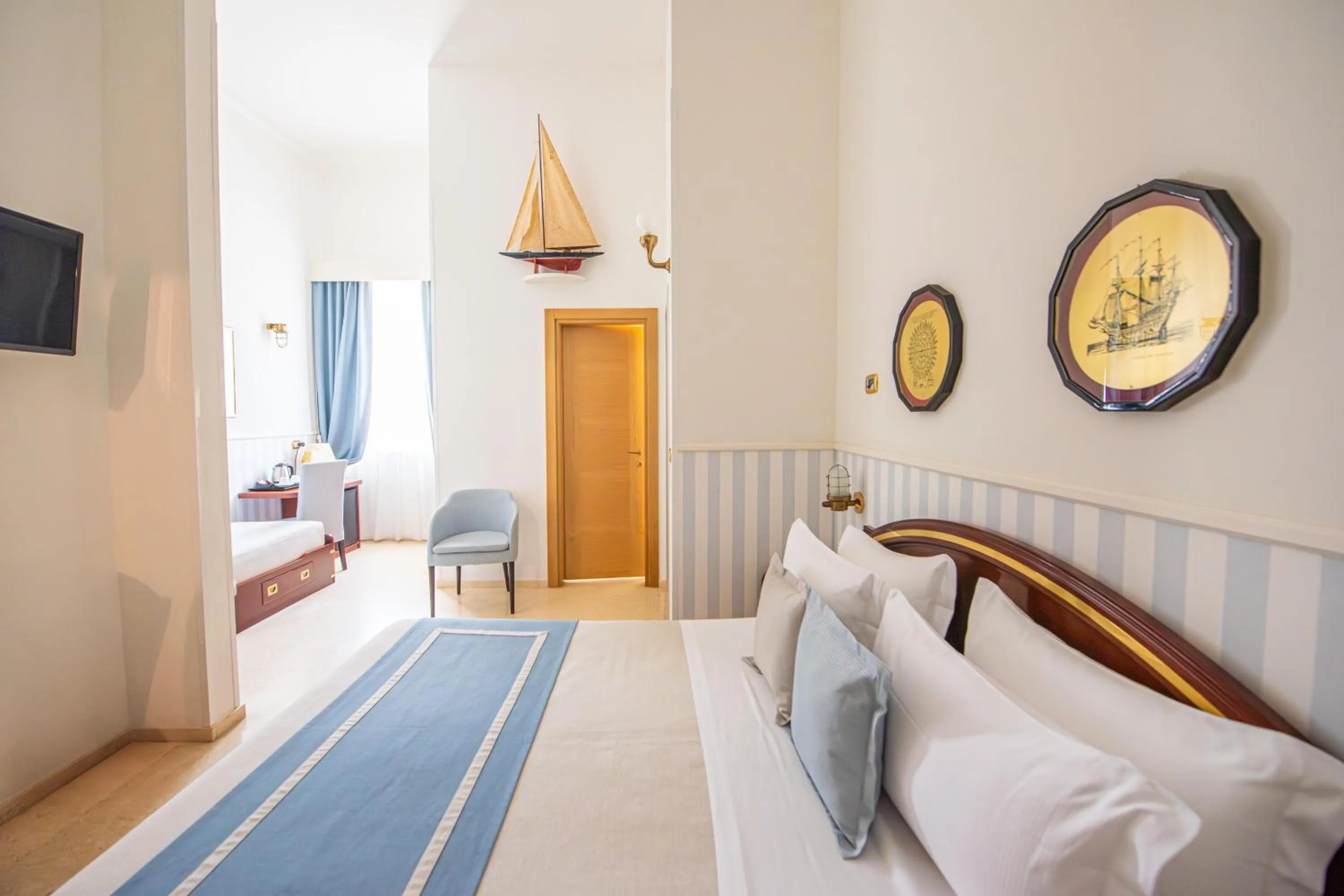 Bed in Corte Di Nettuno - CDSHotels