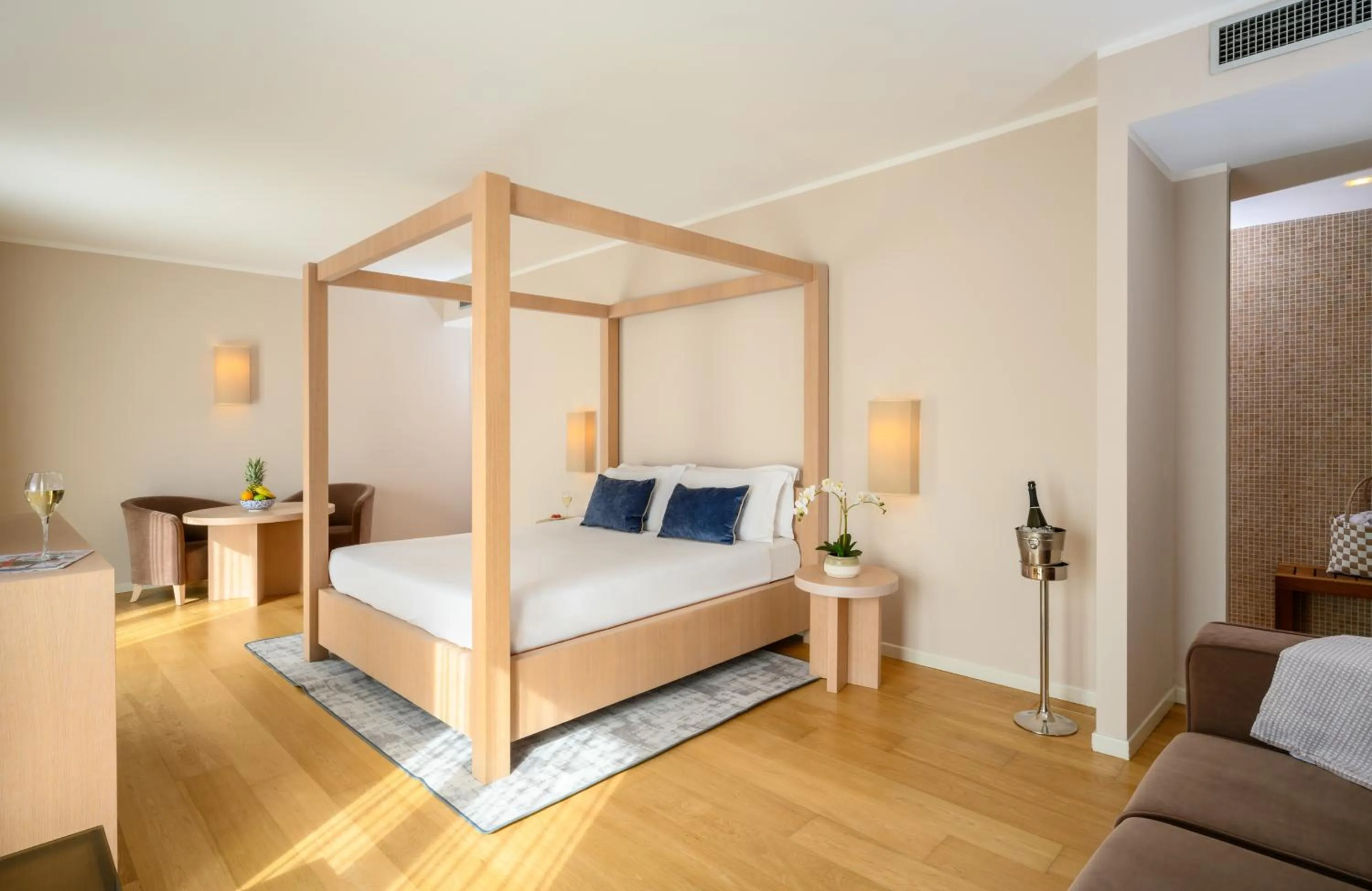 Bed in Leonardo Hotel Lago di Garda - Wellness and Spa