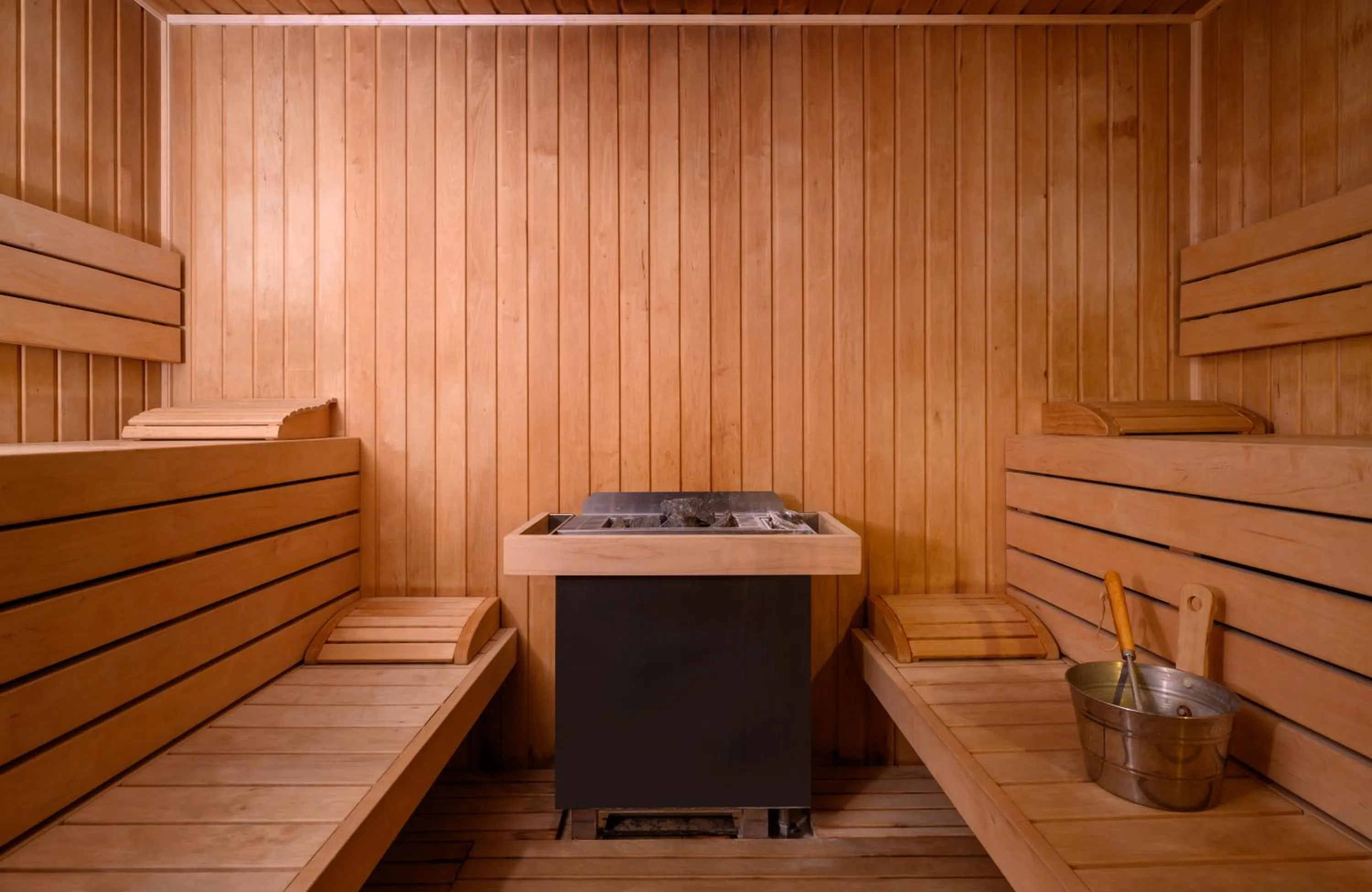 Spa and wellness centre/facilities in Leonardo Hotel Lago di Garda - Wellness and Spa