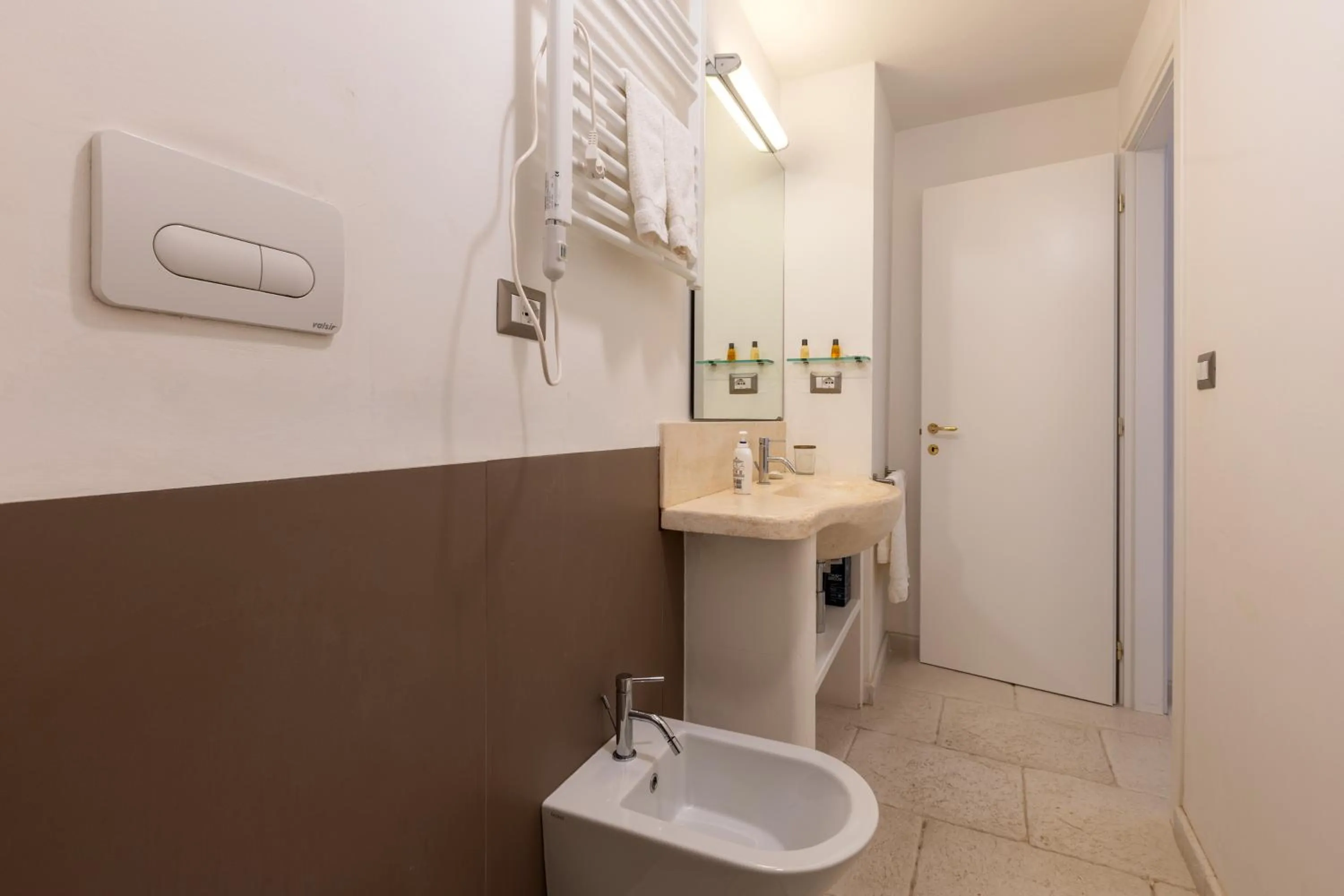 Bathroom in La Loggetta