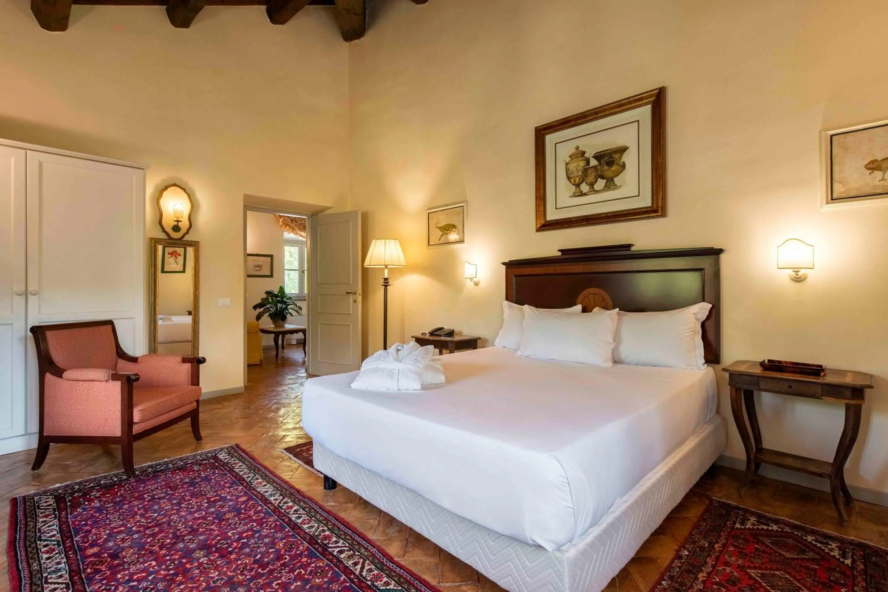 Photo of the whole room, Bed in Hotel Terme di Stigliano