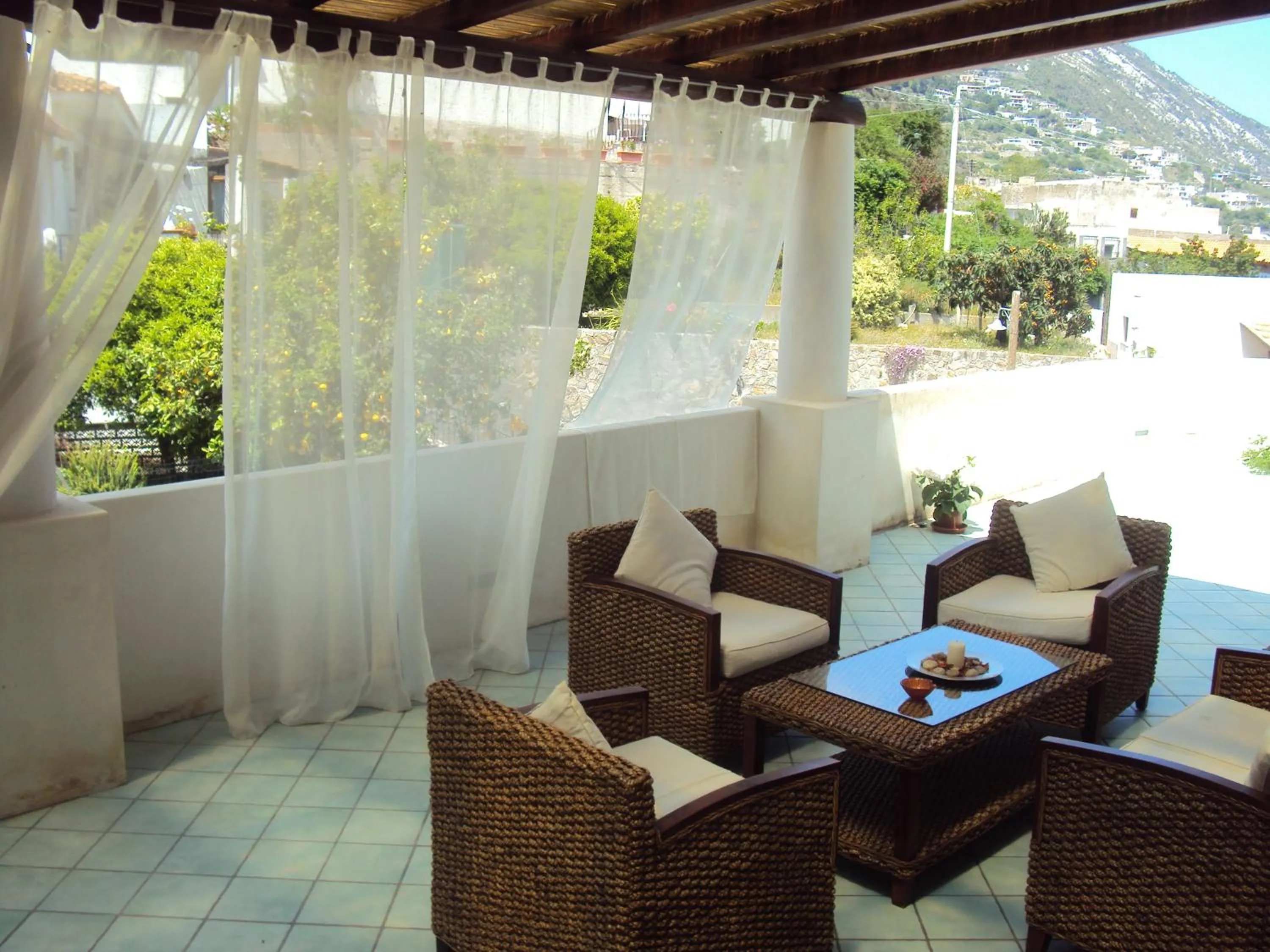 Patio in La Zagara Hotel
