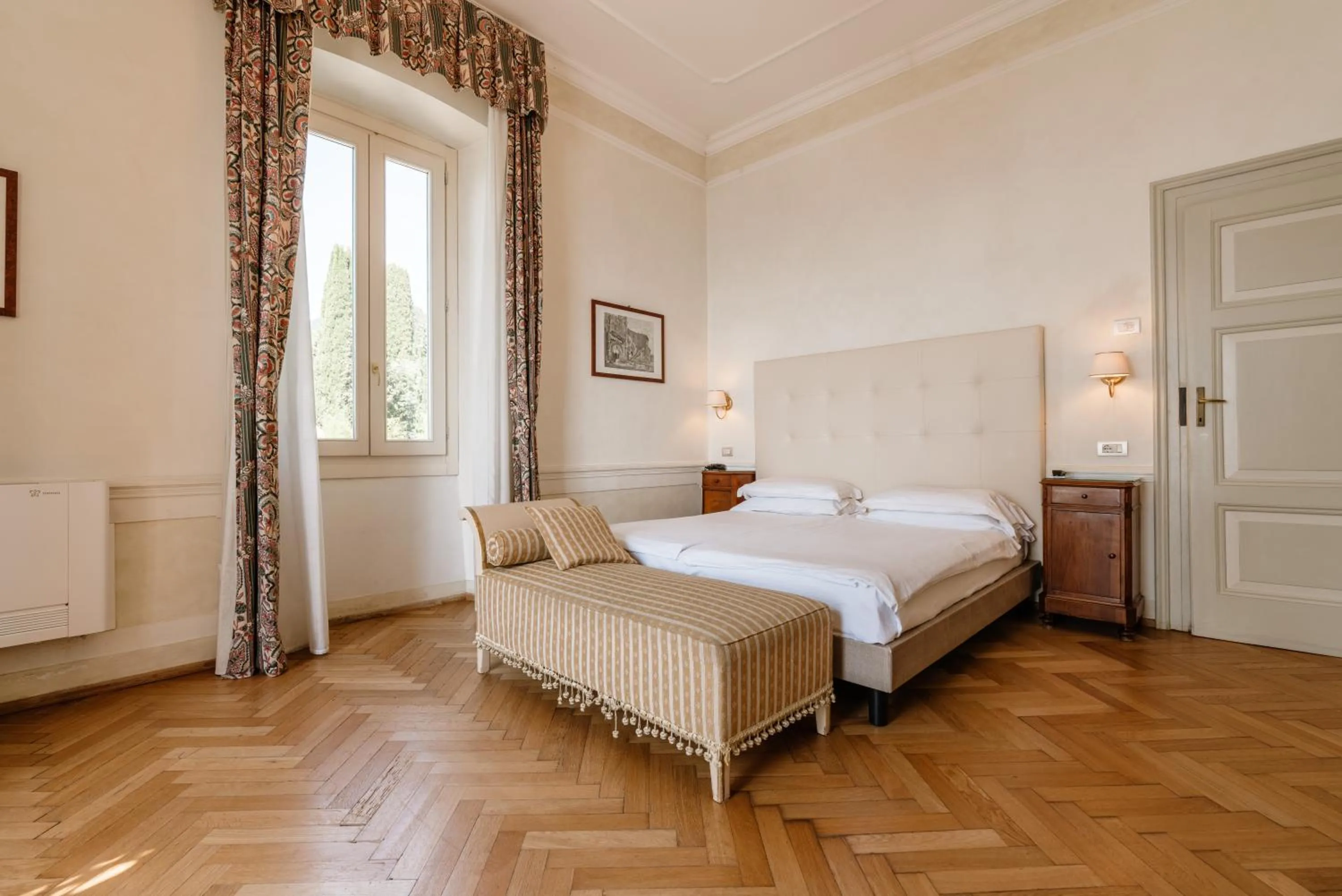 Bed in Hotel Monte Baldo e Villa Acquarone