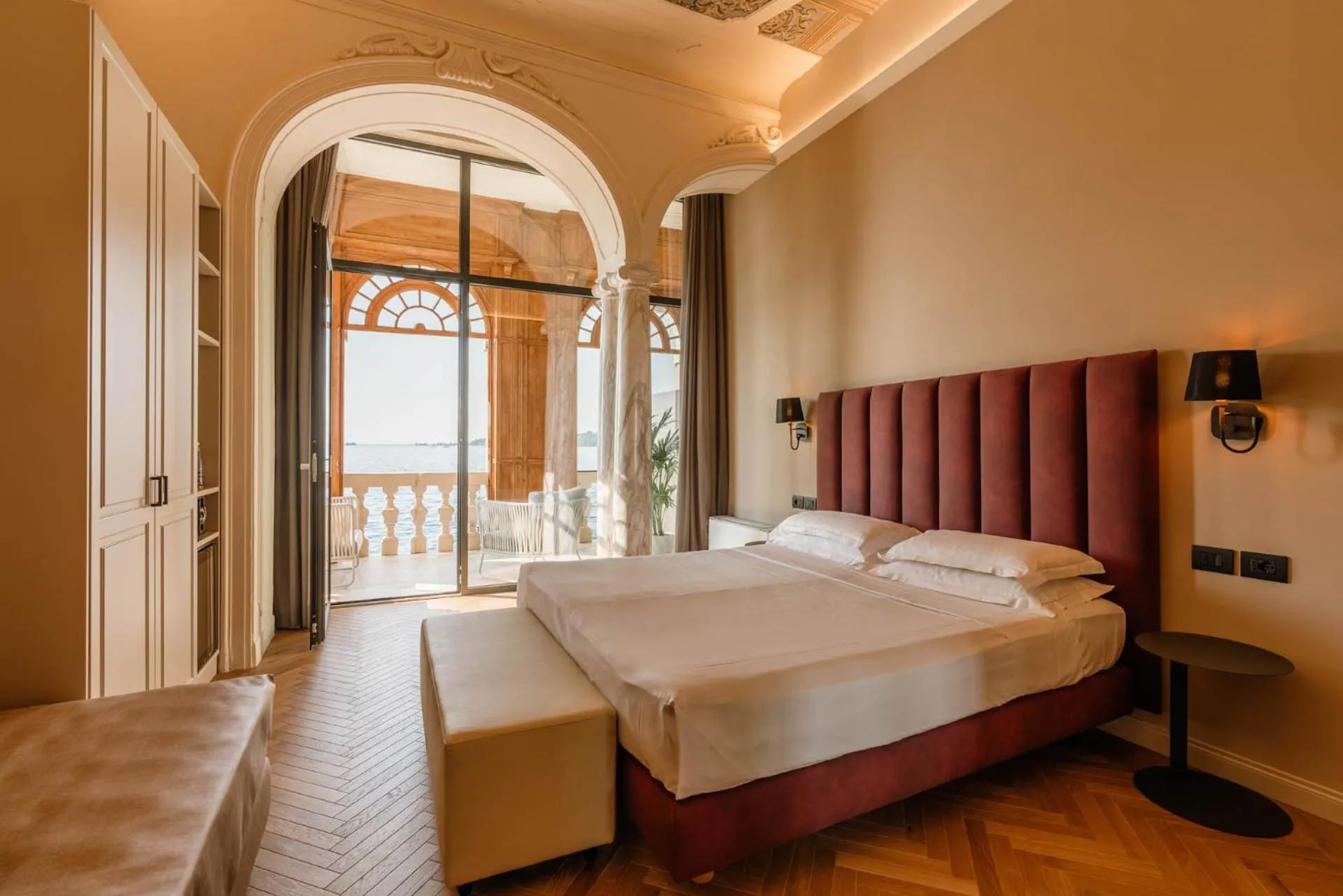 Bed in Hotel Monte Baldo e Villa Acquarone