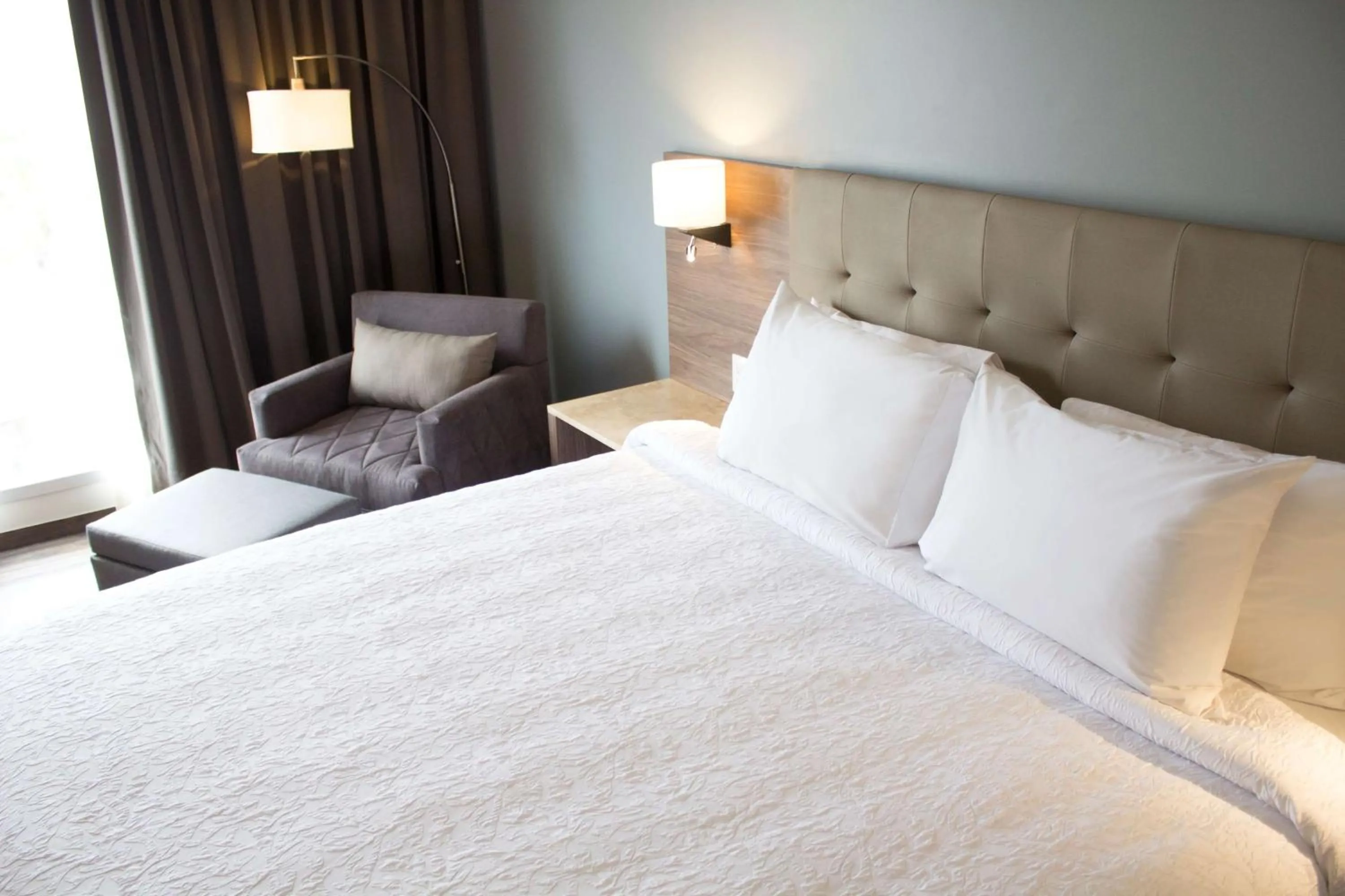 Bed in Hampton Inn by Hilton Durango