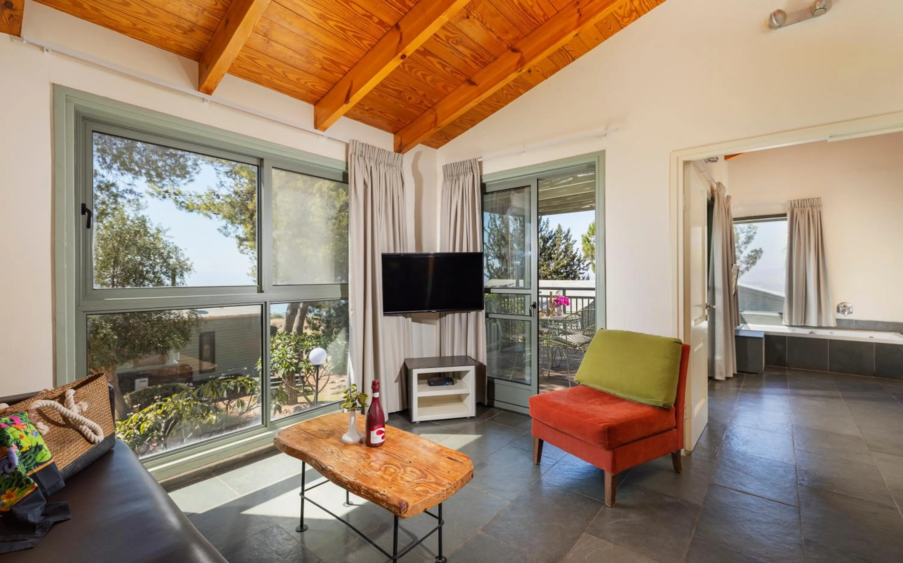 Living room in Vered Hagalil Holiday Village Hotel