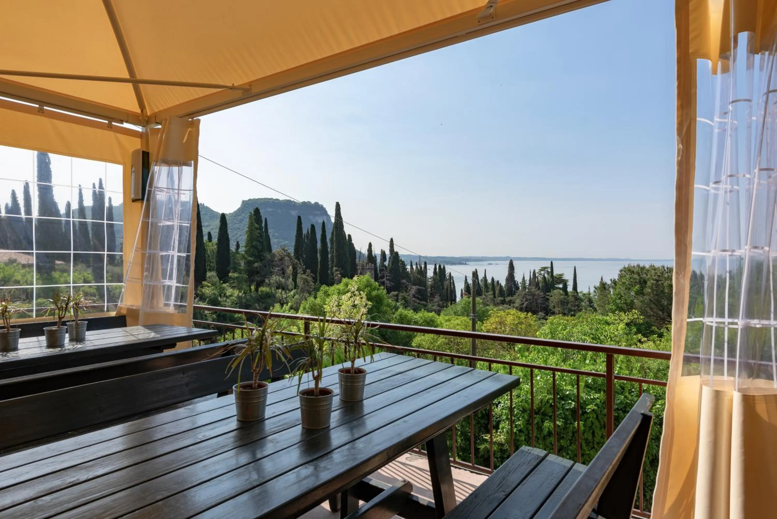 Restaurant/places to eat in Residence Parco Del Garda