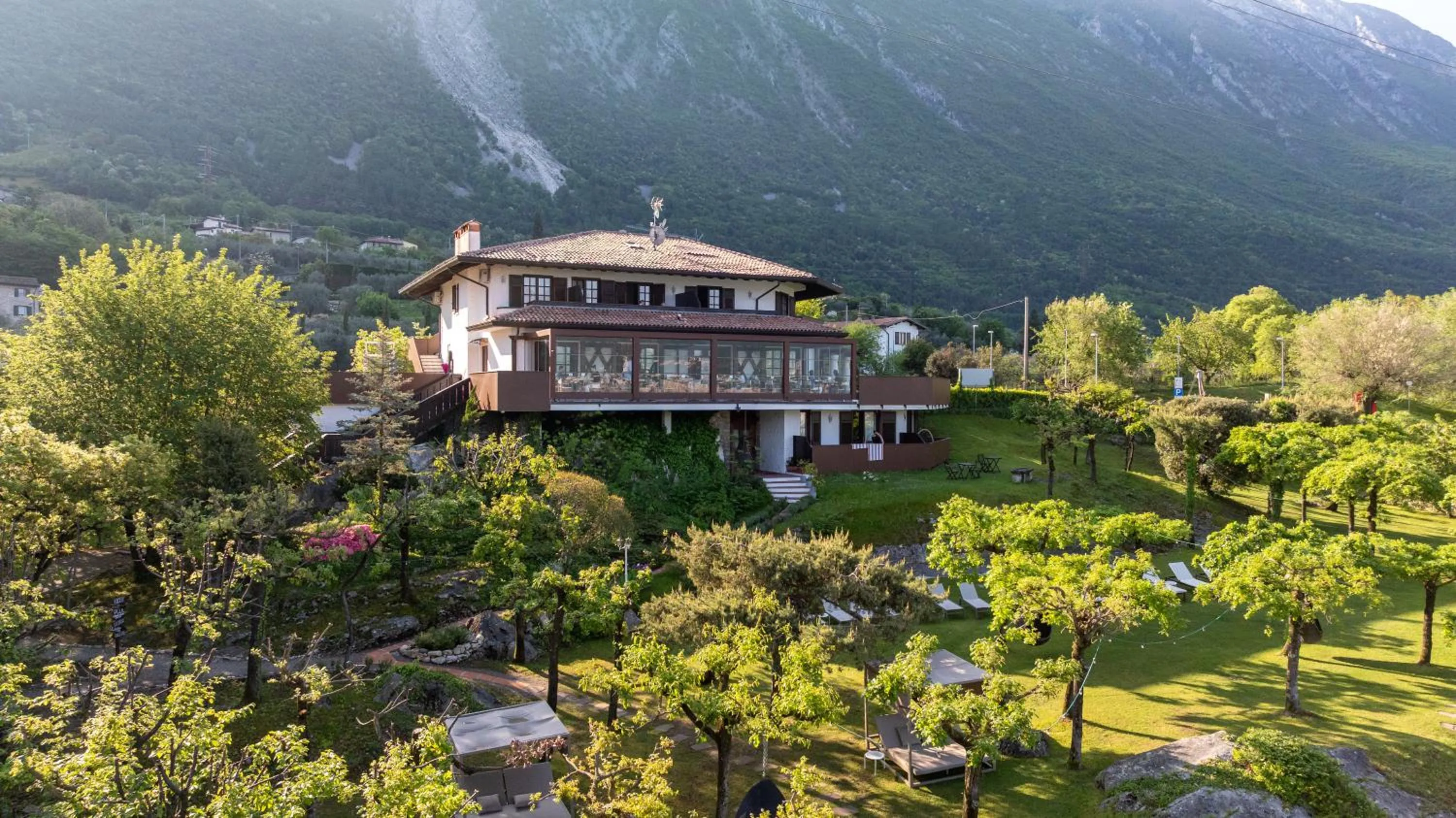 Property building in Hotel Querceto Wellness & Spa - Garda Lake Collection