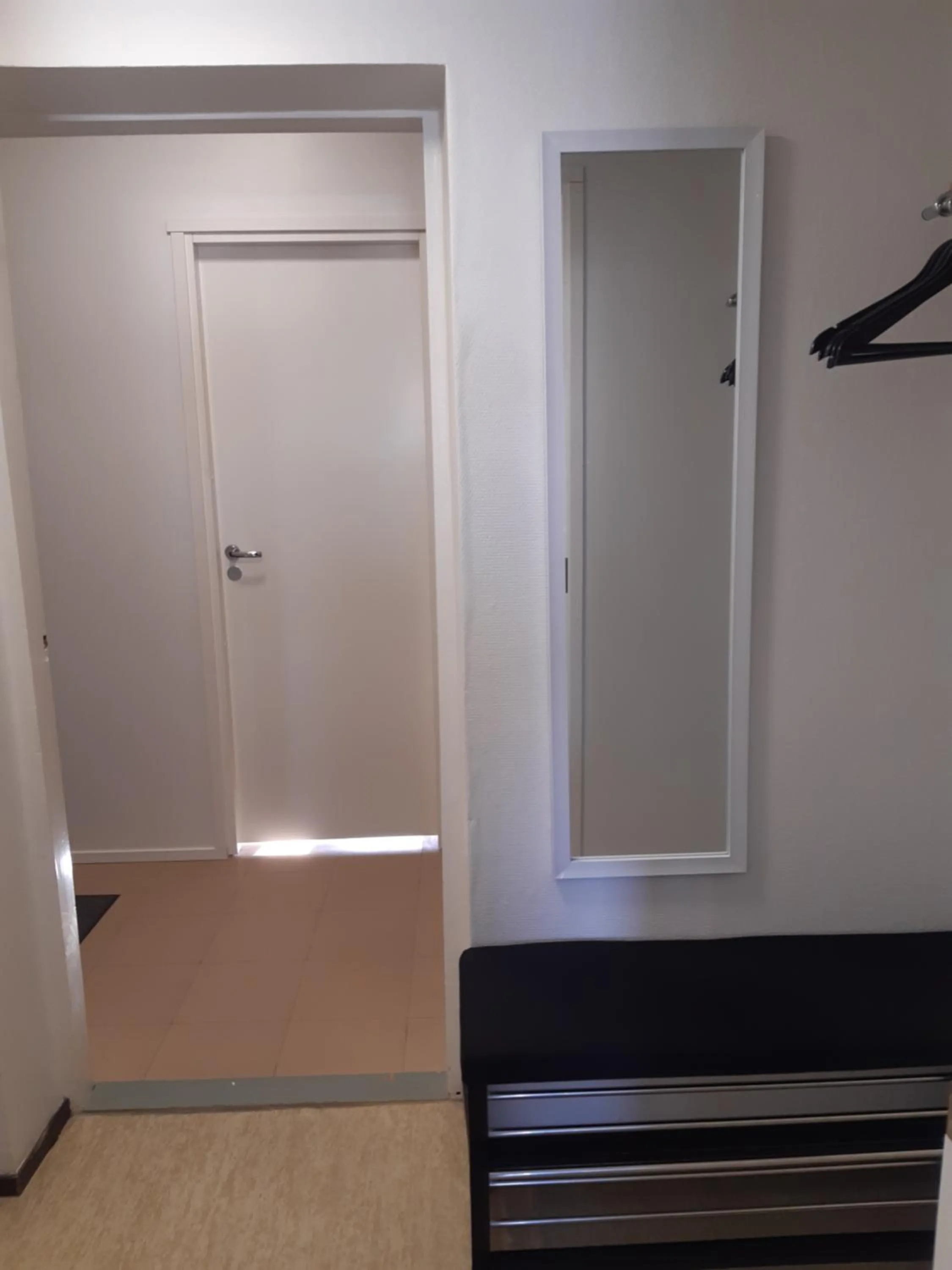 wardrobe in Kuukkeli Apartments Sodankylä