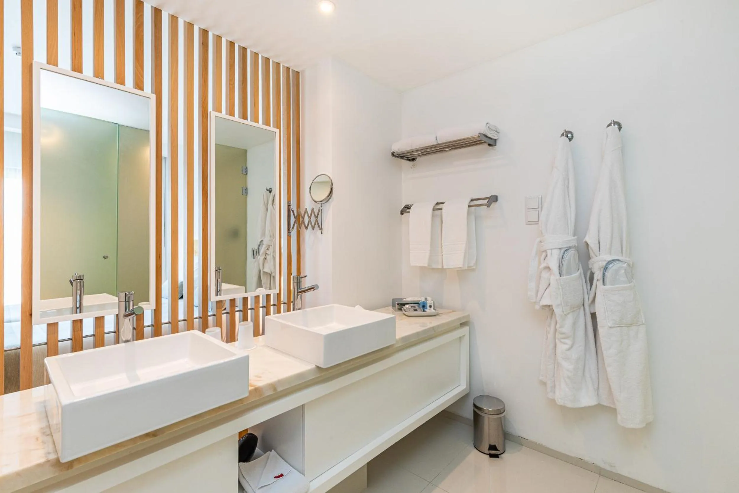 Bathroom in Algarve Race Resort - Hotel