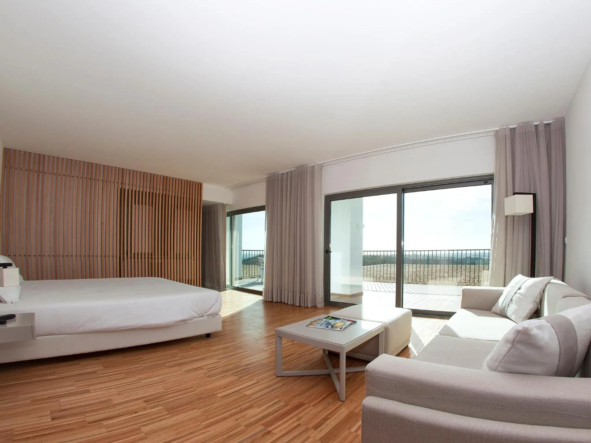 Bedroom, Bed in Algarve Race Resort - Hotel