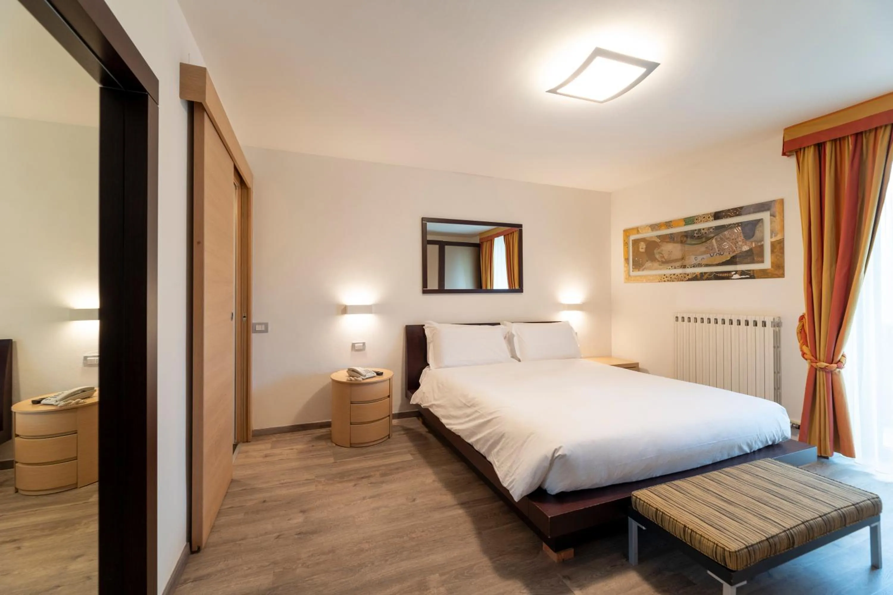 Bedroom, Bed in Luna Wellness Hotel