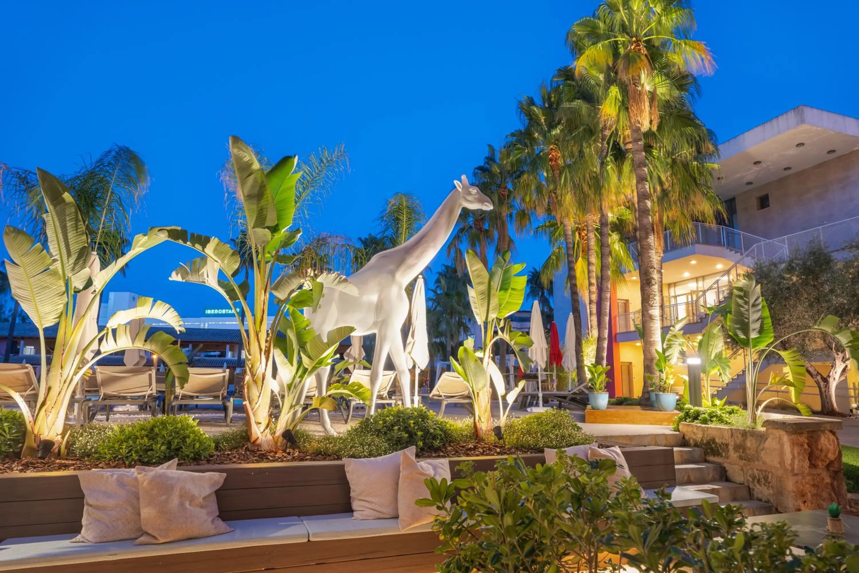 Garden in INNSiDE by Meliá Alcudia