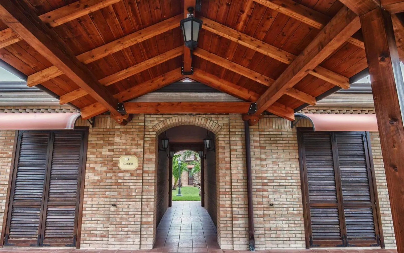 Facade/entrance in Grand Hotel Vigna Nocelli