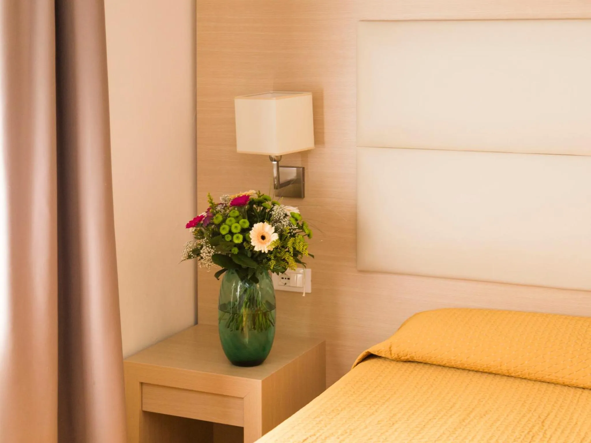 Photo of the whole room, Bed in Hotel Regina