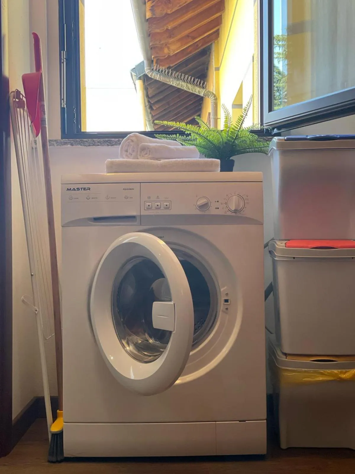 laundry in Bnbook Expo Residence Rho