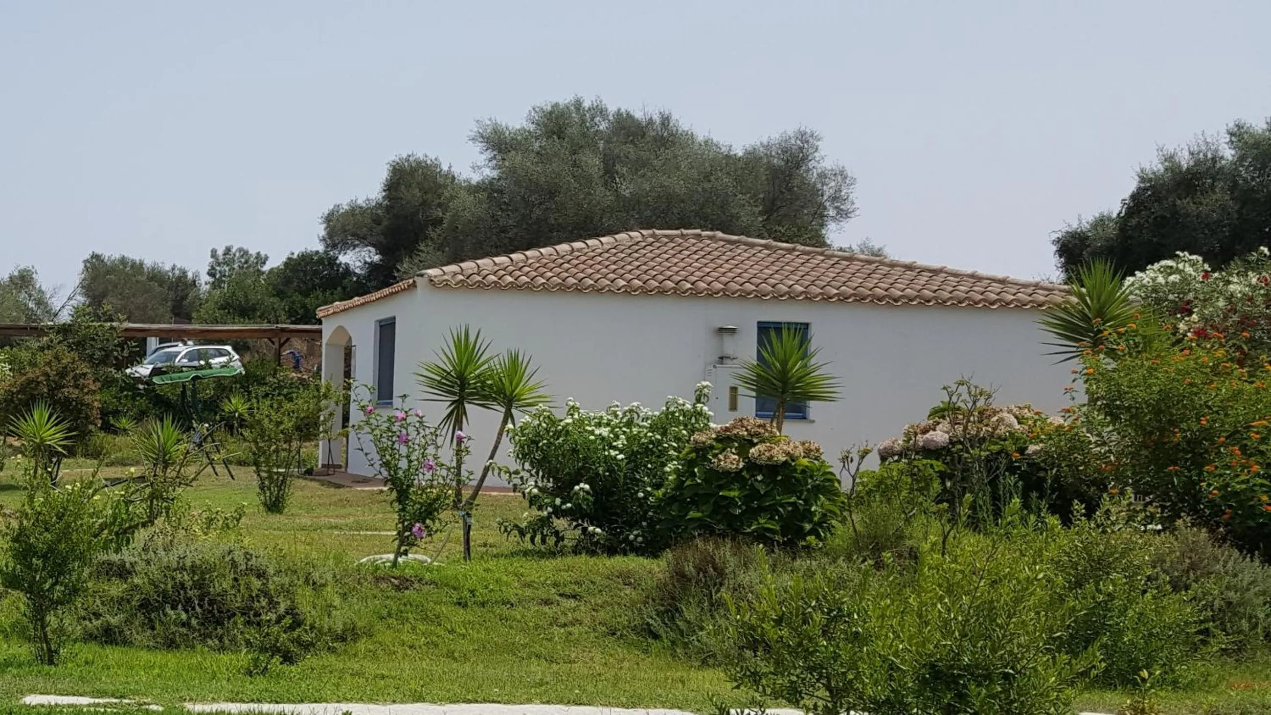 Property building in Hotel Baia Cea