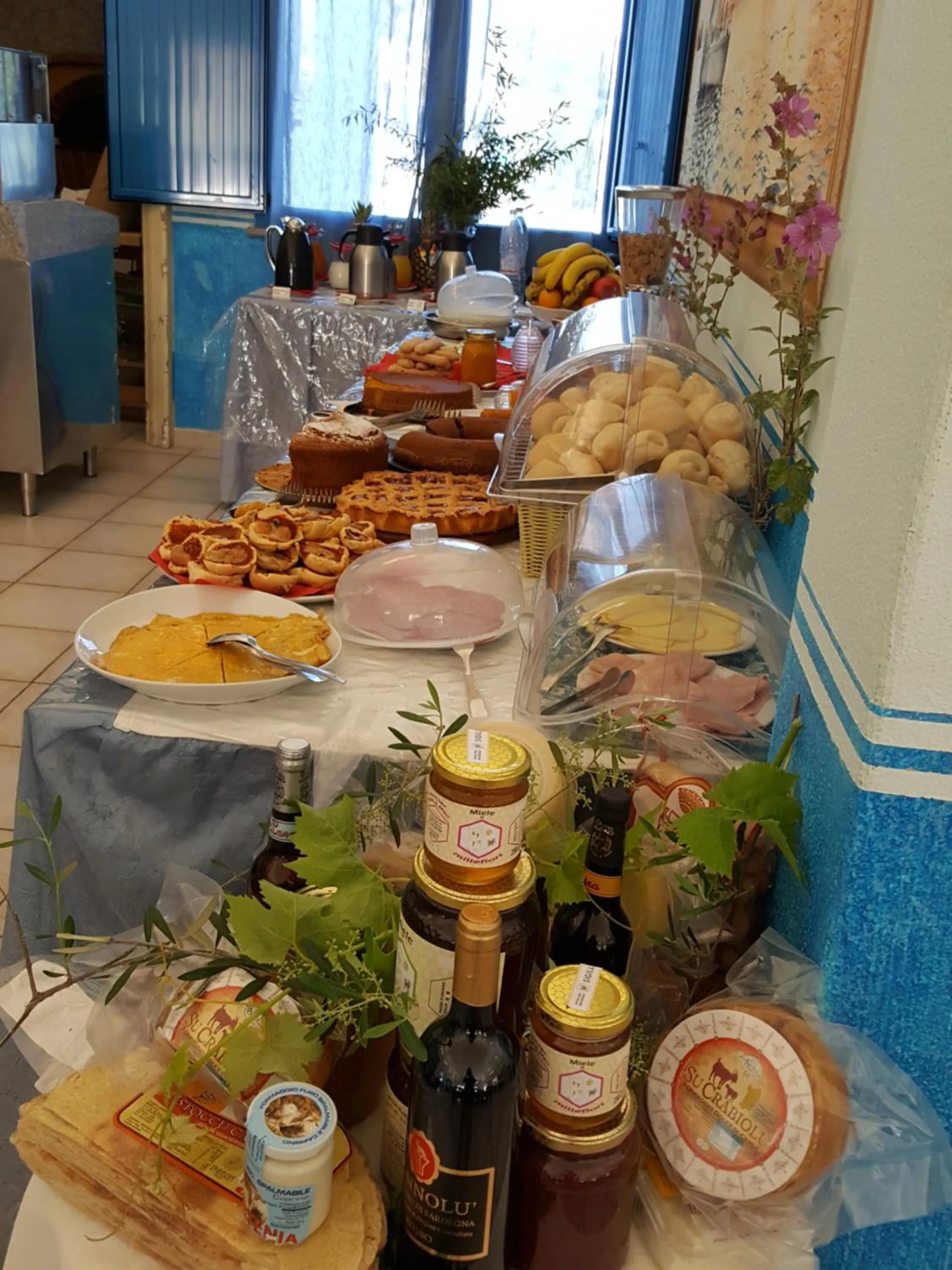 Breakfast in Hotel Baia Cea