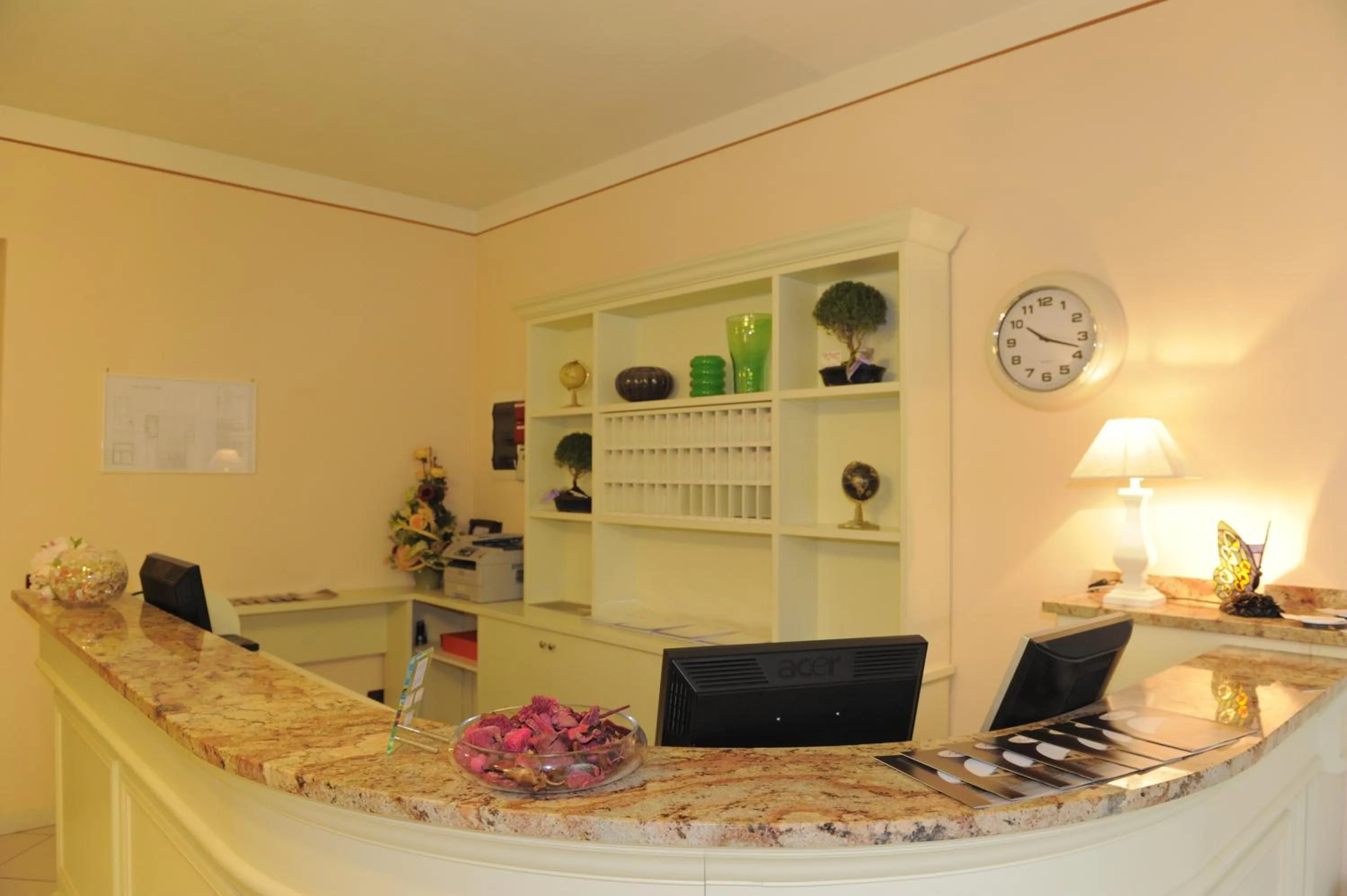 Lobby or reception in Hotel Plazza