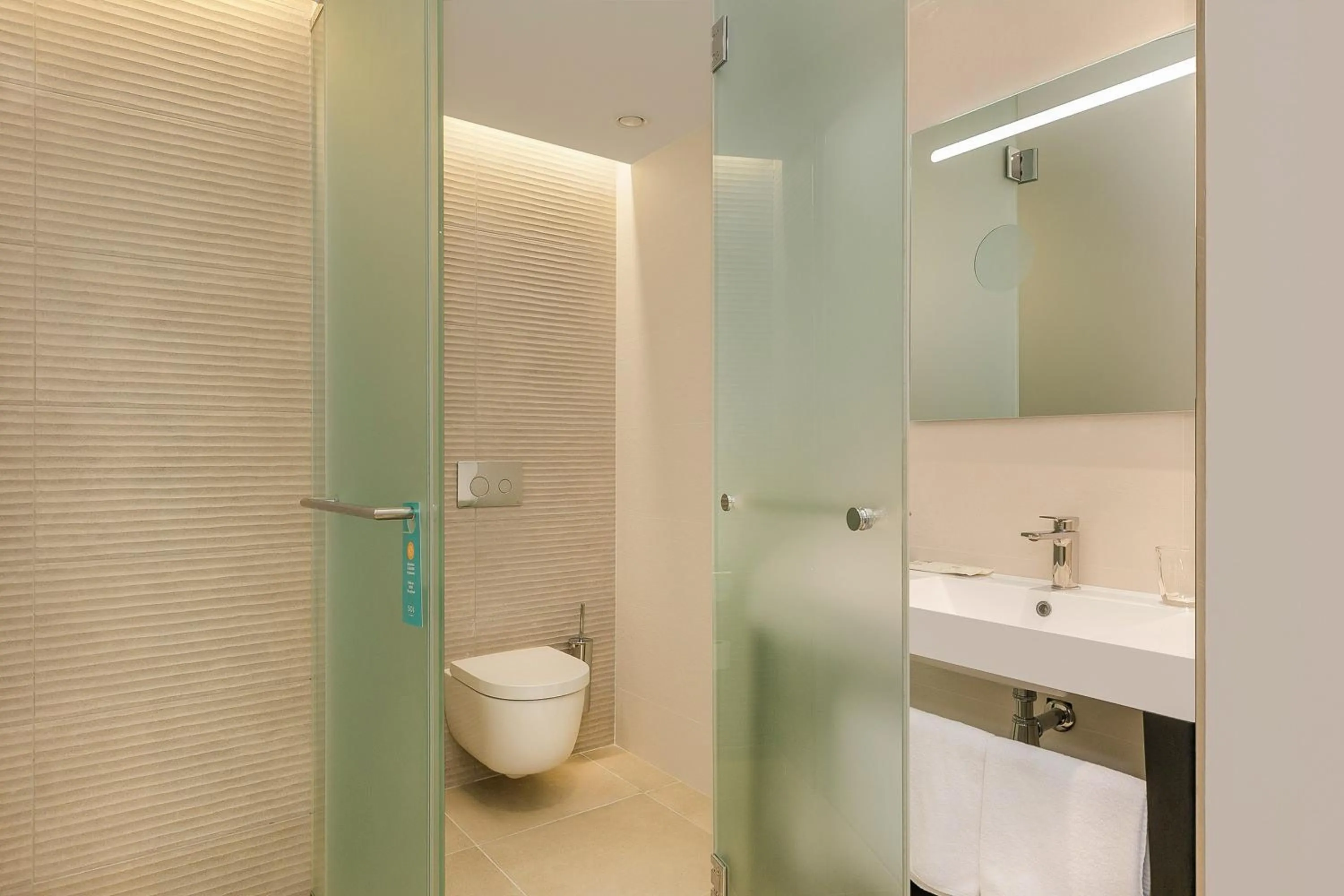 Shower in Sol Torremolinos - Don Marco Adults Recommended