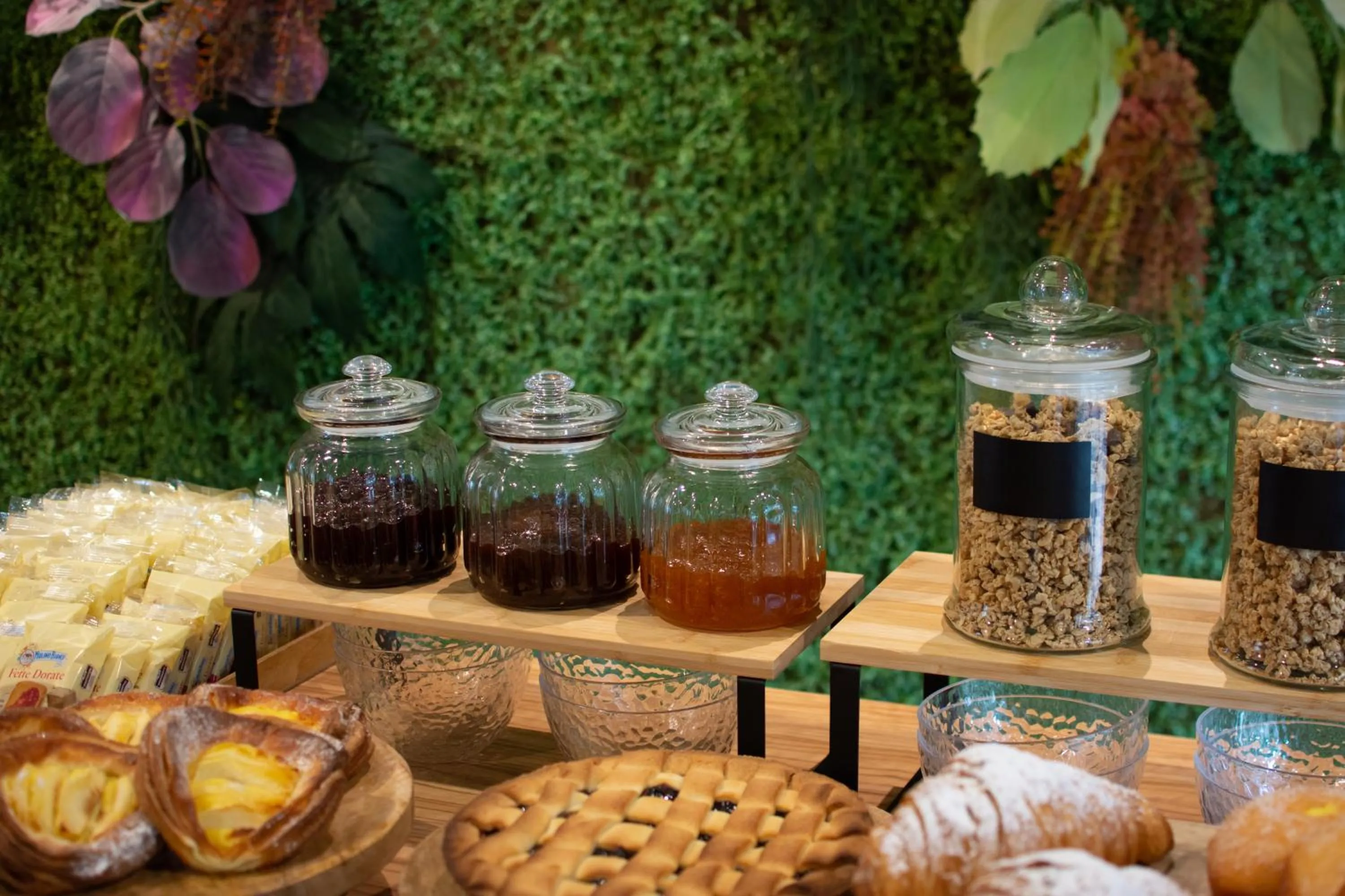 Breakfast in Hotel Aloisi