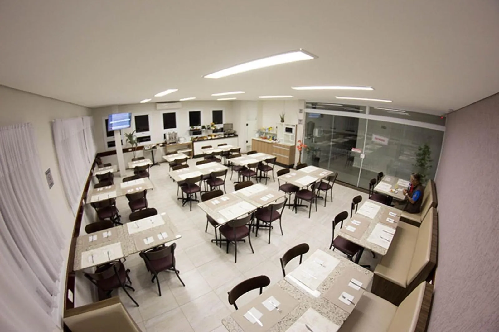 Restaurant/places to eat in Hotel Toyo Inn