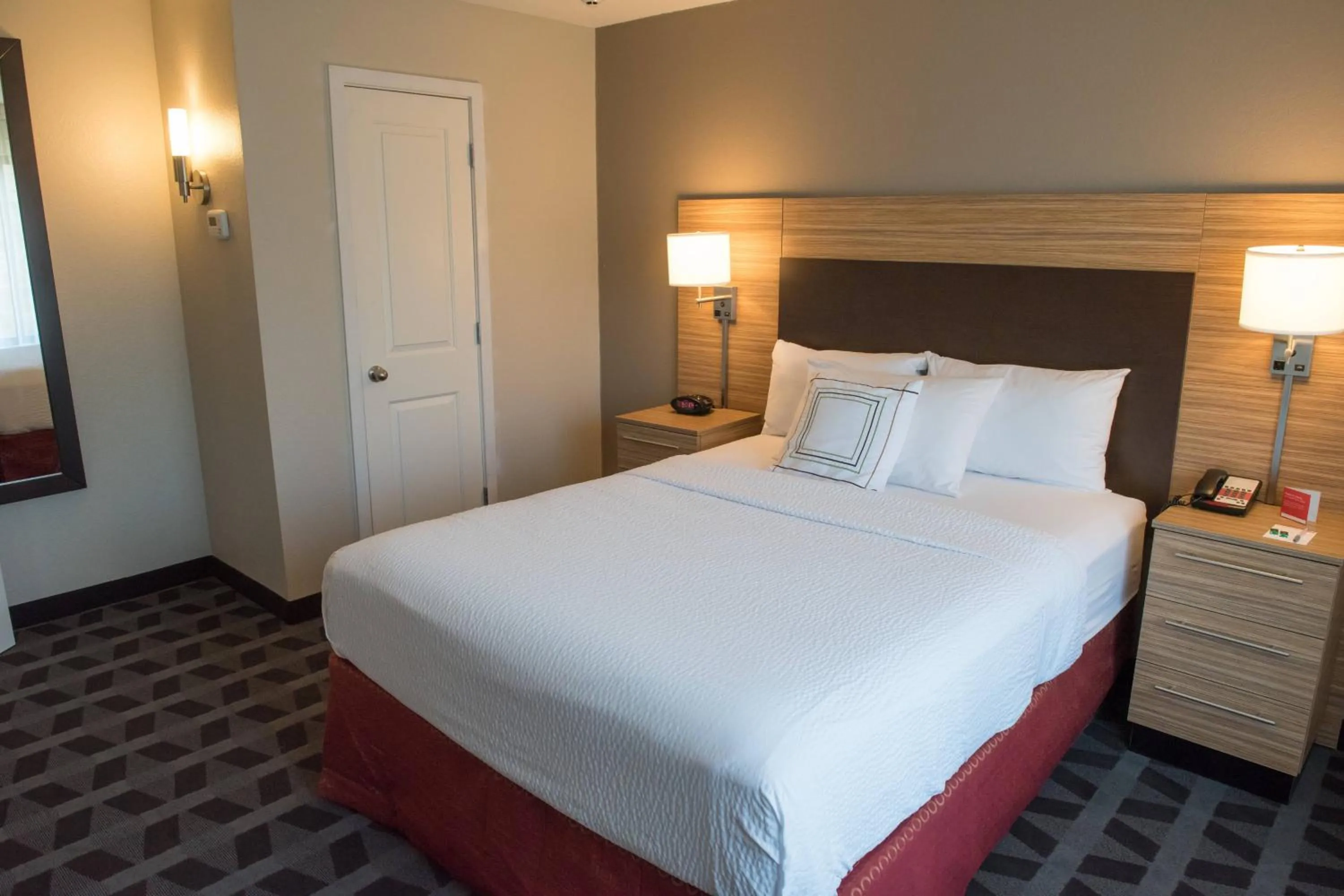 Bedroom, Bed in TownePlace Suites by Marriott Battle Creek