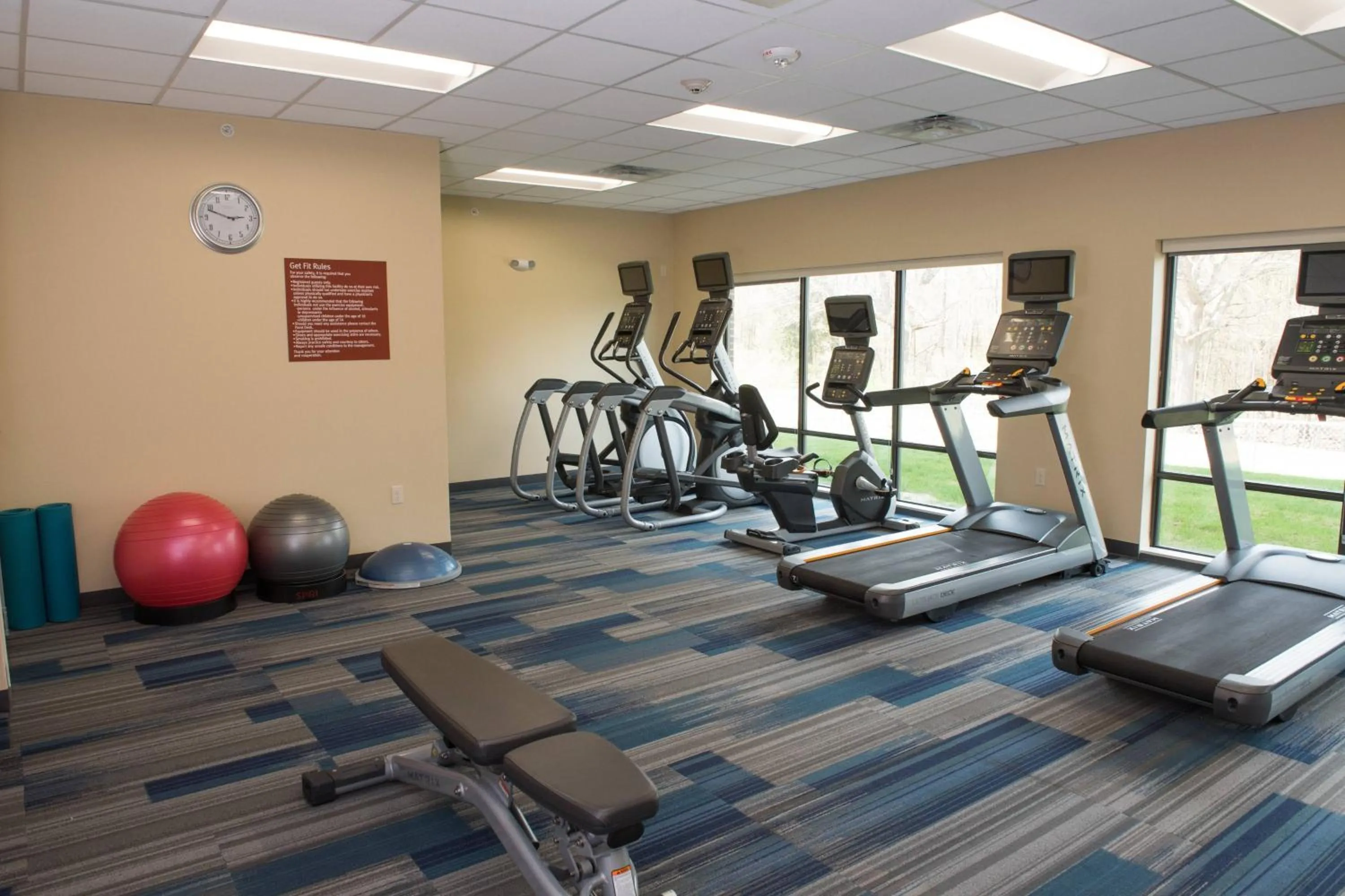 Fitness centre/facilities in TownePlace Suites by Marriott Battle Creek