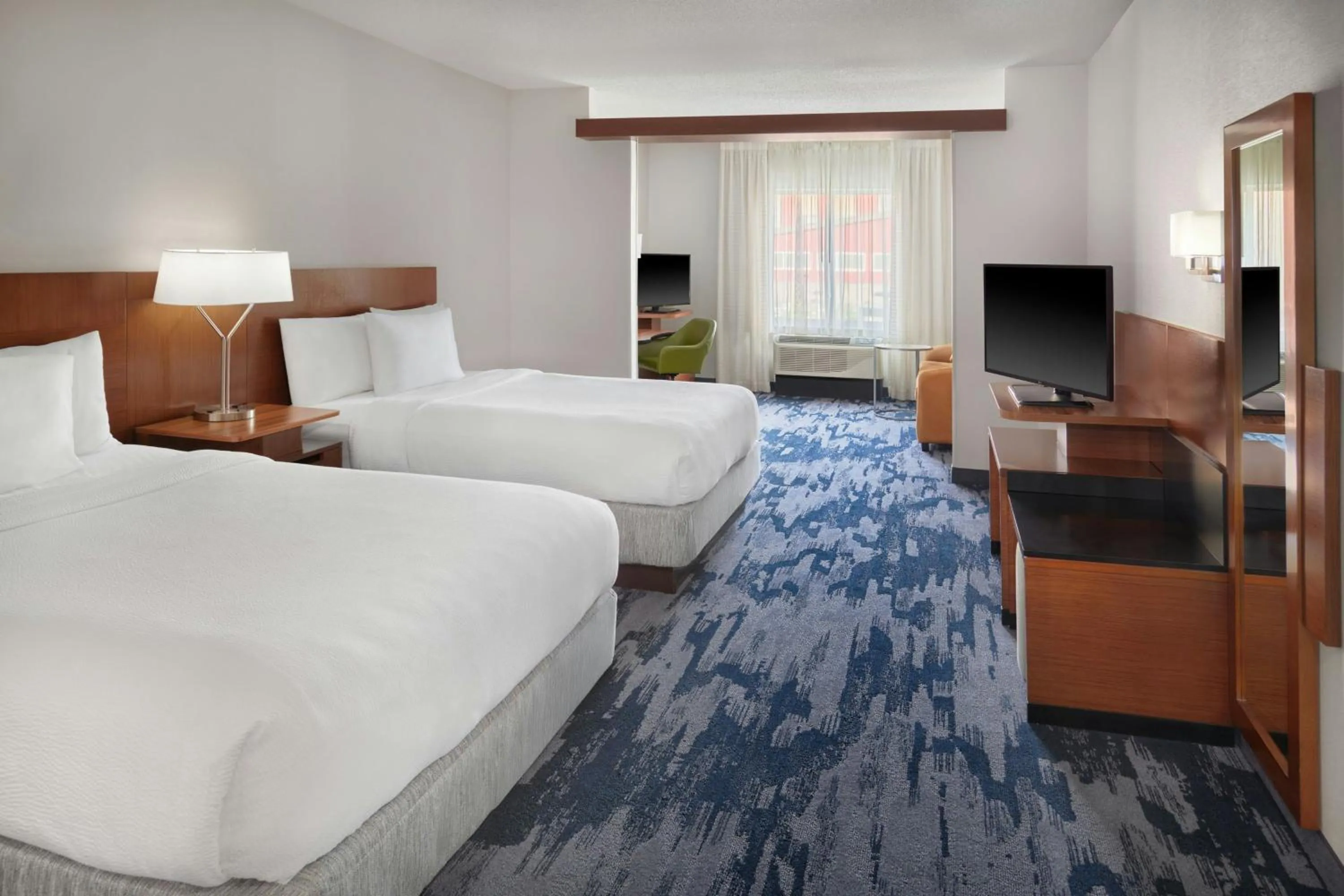 Photo of the whole room, Bed in Fairfield Inn & Suites by Marriott Charlotte Airport